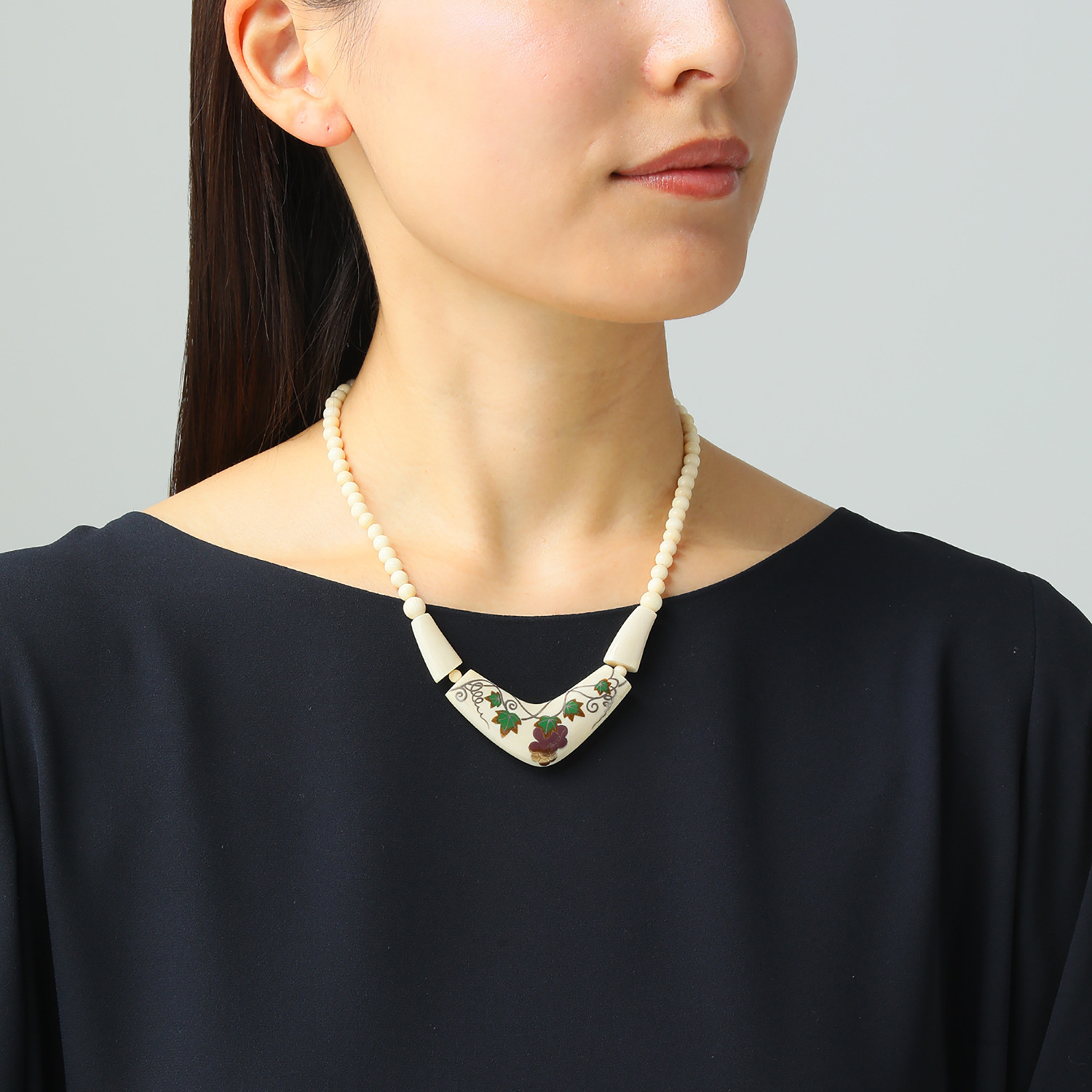 上方象牙 象牙 ブドウ蒔絵 ネックレス