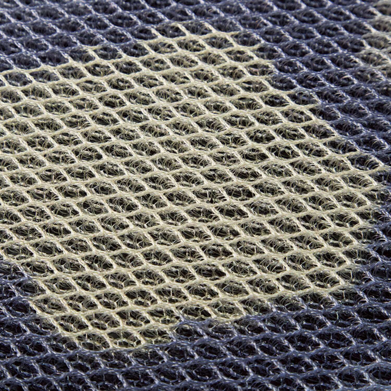 砂が落ちやすい メッシュ玄関マット ＜６０×９０ｃｍ＞