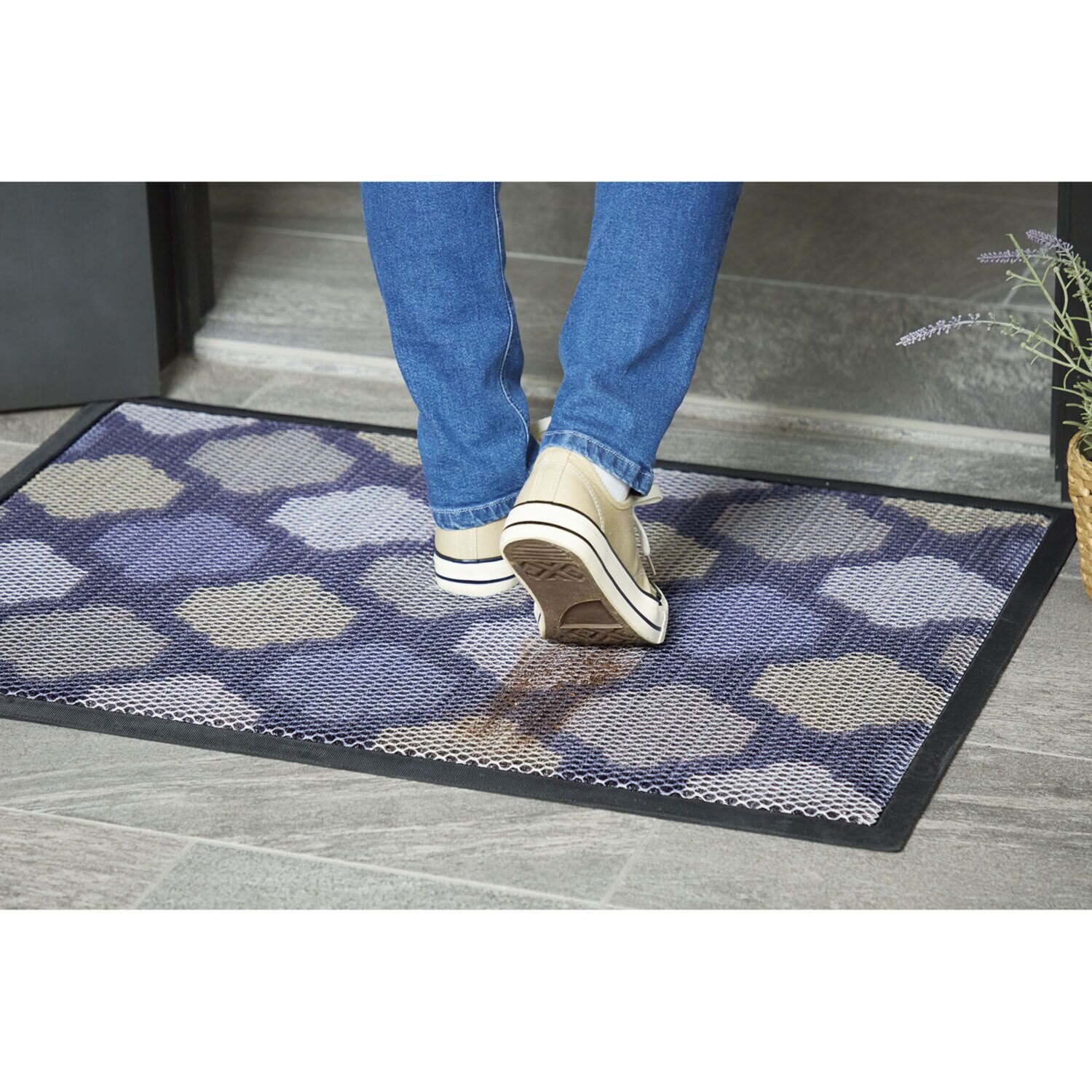 砂が落ちやすい メッシュ玄関マット ＜６０×９０ｃｍ＞