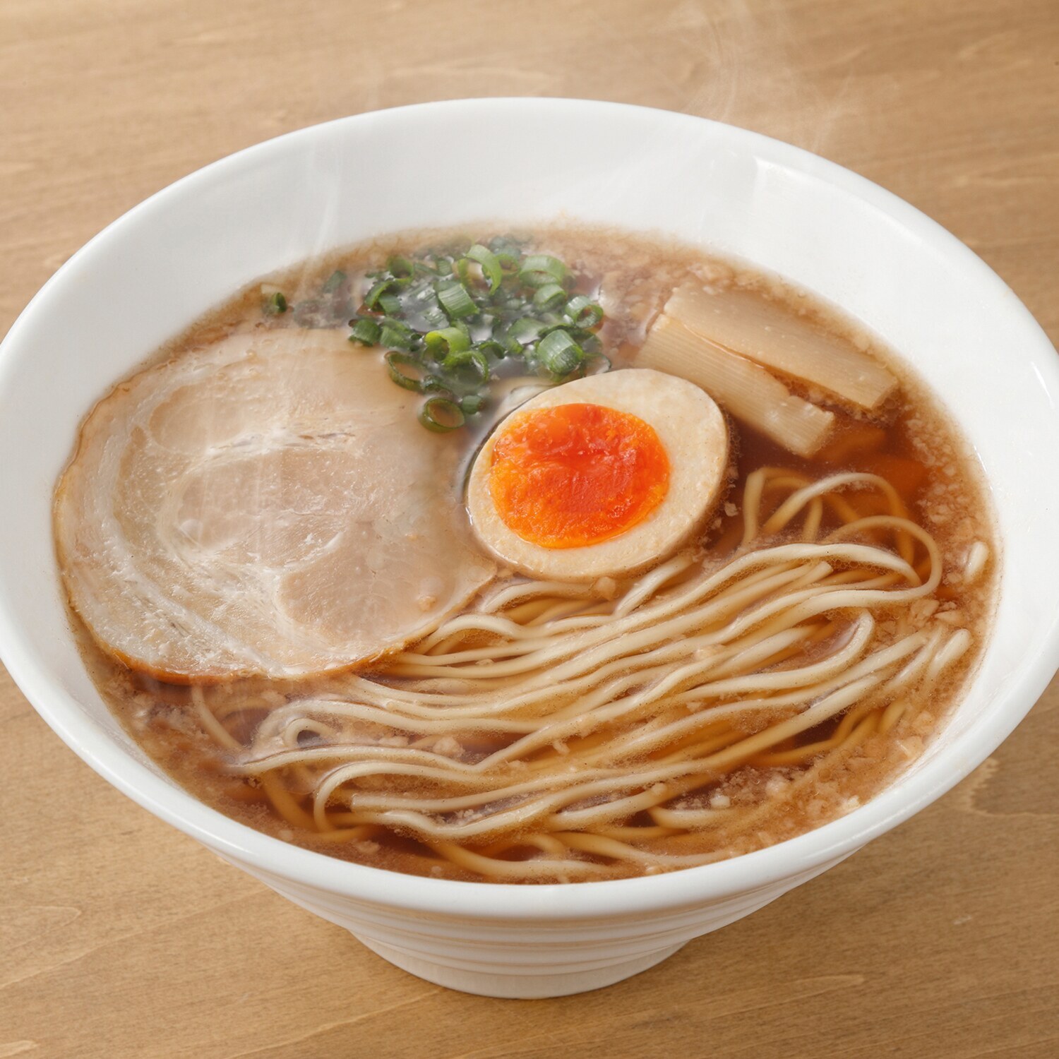自家製熟成麺使用！ 魚介が香る あっさり尾道ラーメン
