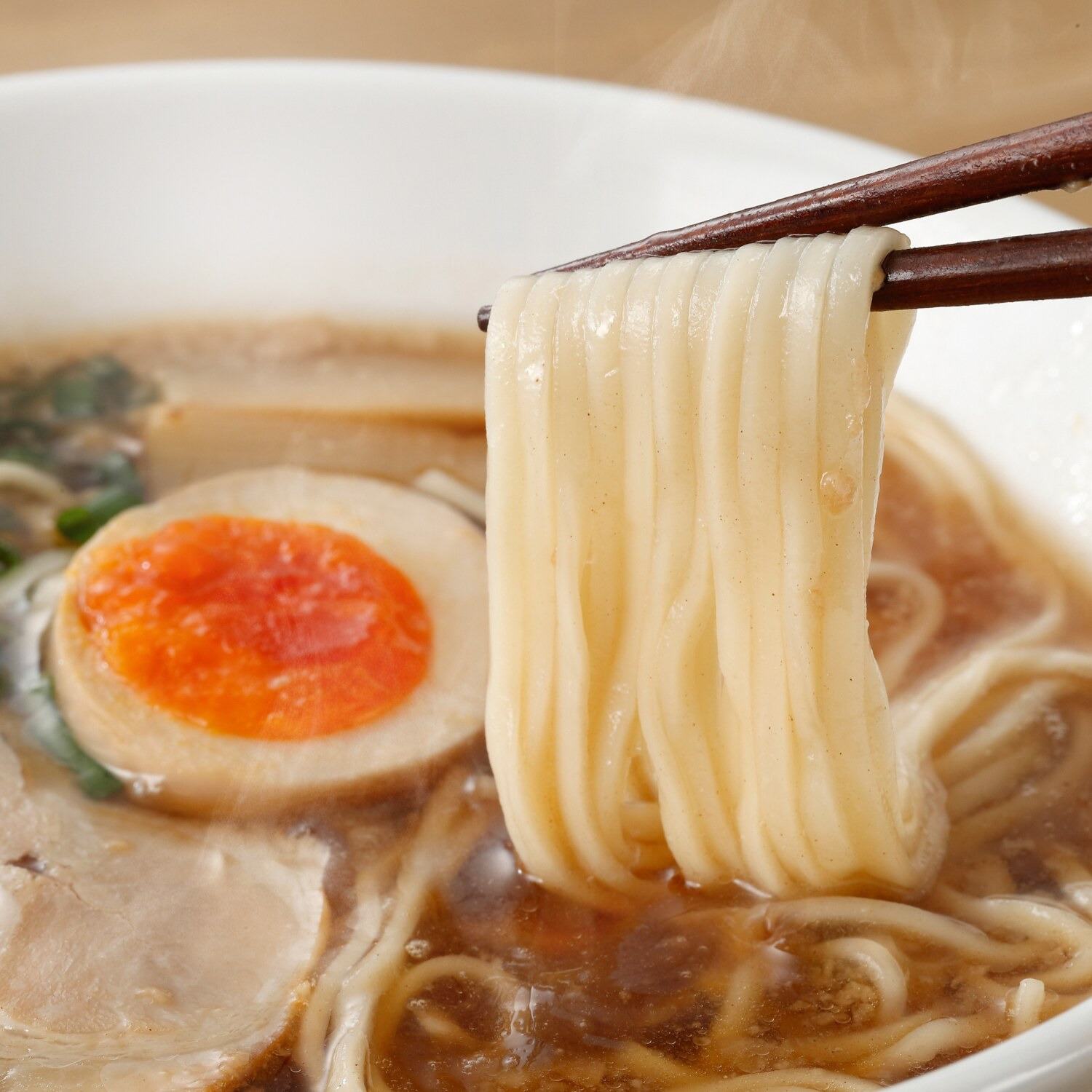 自家製熟成麺使用！ 魚介が香る あっさり尾道ラーメン