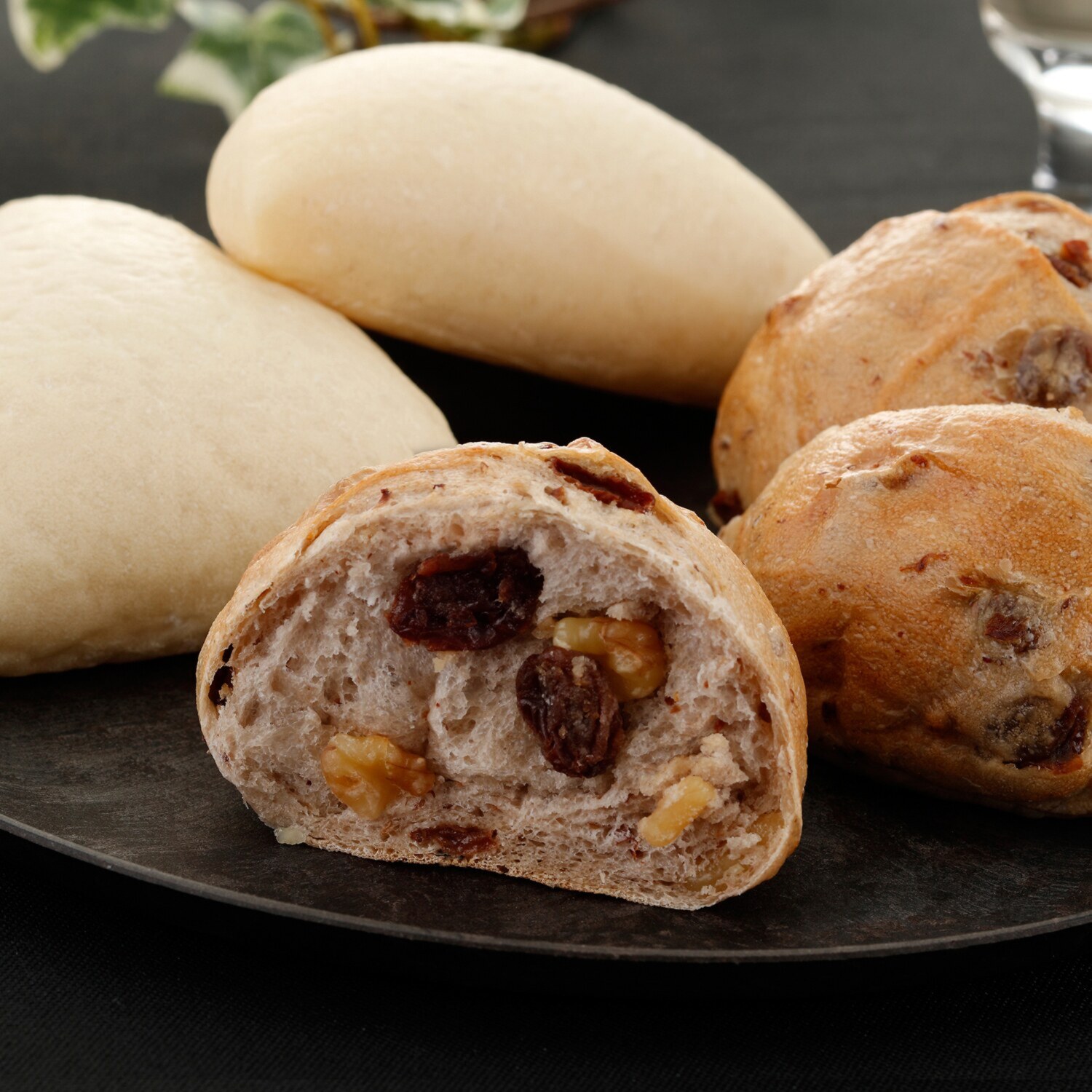 “ＴＳＵＳＨＩＭＩ” 白神こだま酵母使用！ こだわりパン２種 ４ヶ月頒布会