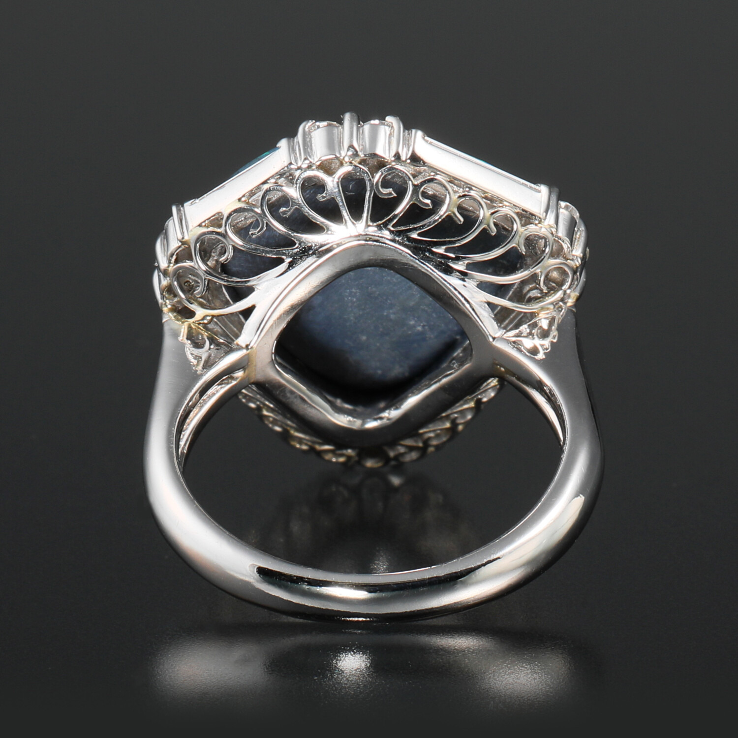 サープライズ プラチナ９００ ブラックオパール＆ １カラットＵＰ ダイヤモンドリング