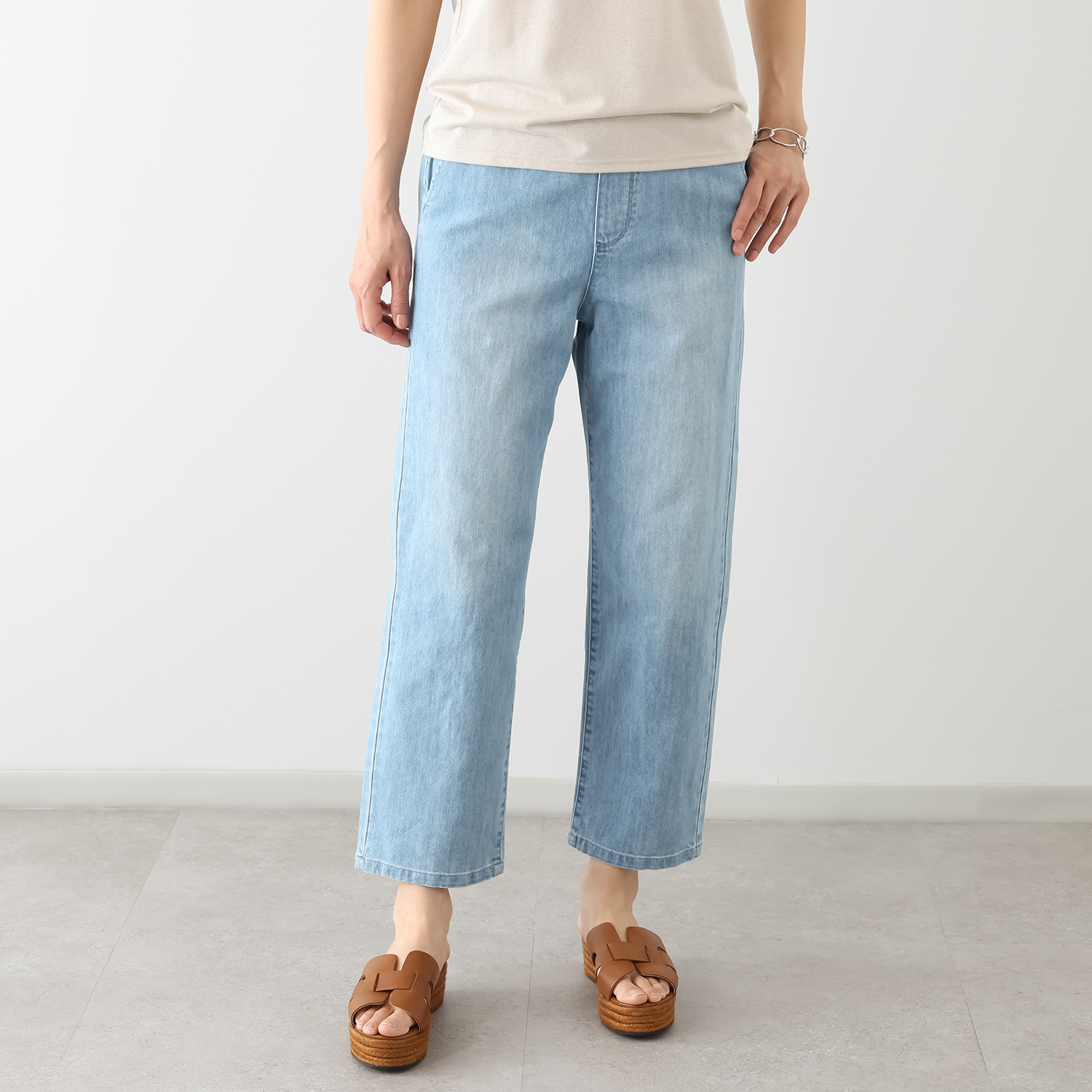 ネクストリー ワクロス（Ｒ） ハイブリッドデニム イージーストレートパンツ