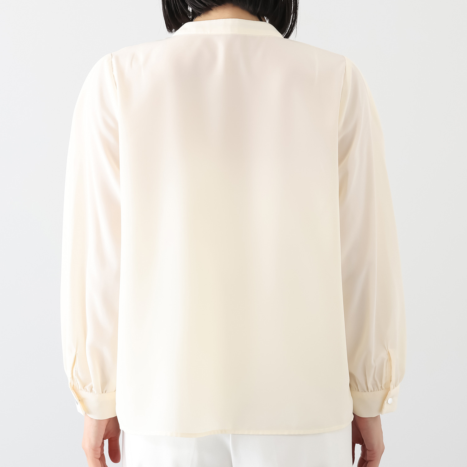 アンリック　オー　ブルー ソフトデシン 立体ボウタイデザイン セミシアーブラウス