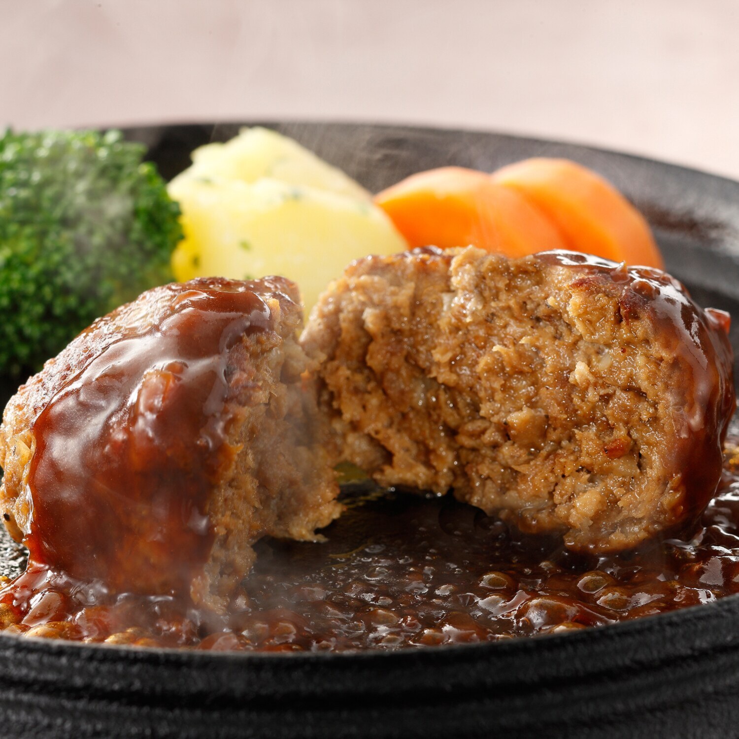 米久　贅沢なコク！ お肉を味わうハンバーグ ソース３種 ＜増量セット＞