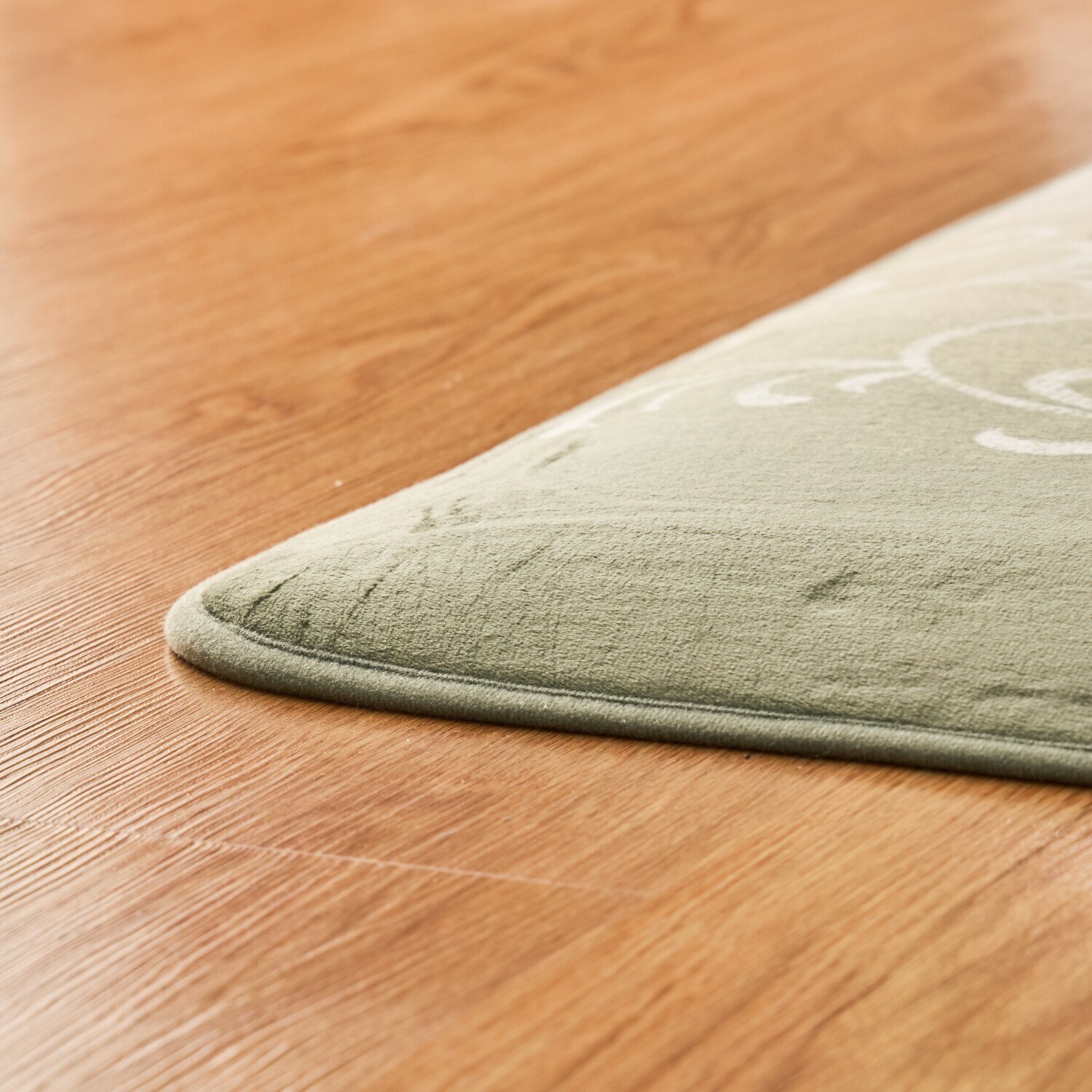 イケヒコ なだらか傾斜で つまずきにくい！ もっちりボリューム フリーエッジラグ ＜１８０×１８０ｃｍ＞