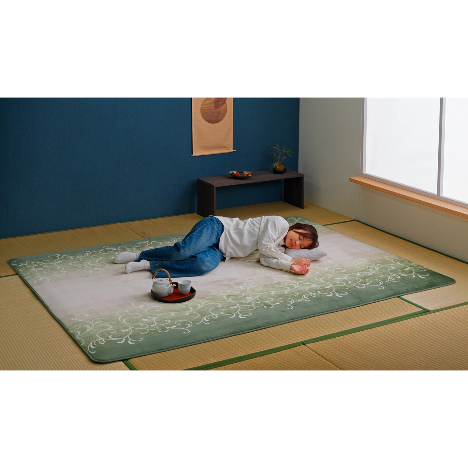 イケヒコ なだらか傾斜で つまずきにくい！ もっちりボリューム フリーエッジラグ ＜１８０×２４０ｃｍ＞