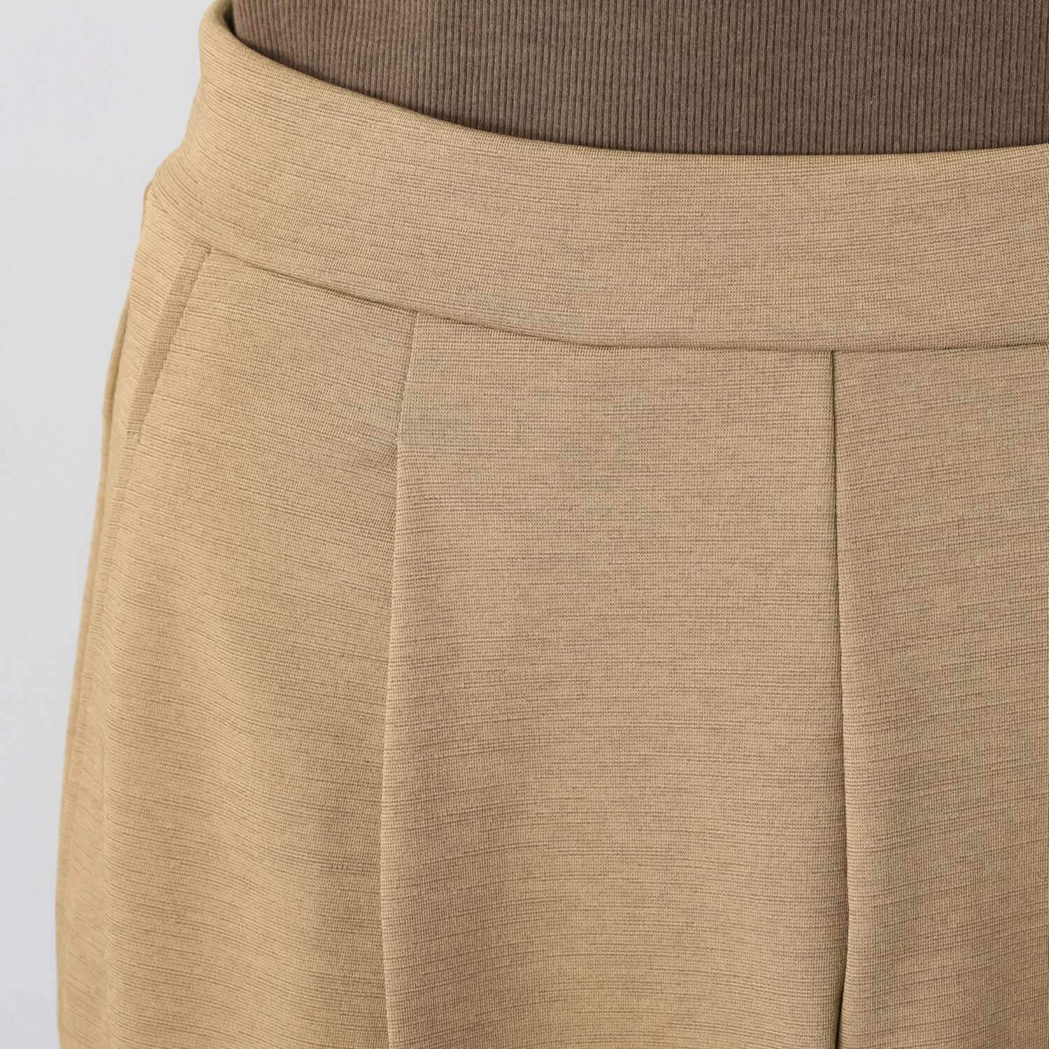 アンダモン ＵＶカット 麻調素材 ハンサムタックパンツ