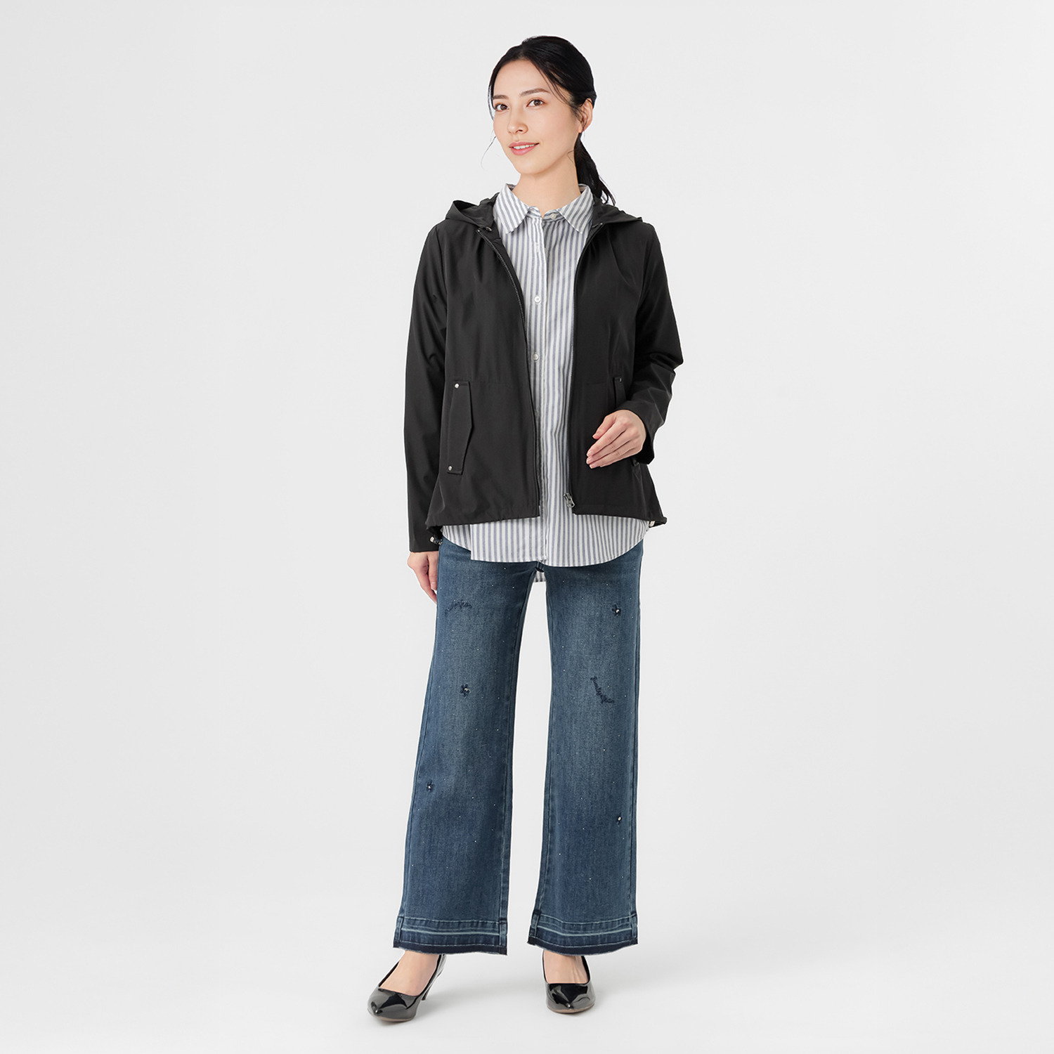 ダジュール 刺しゅう＆ ビジュウアクセント デニムパンツ