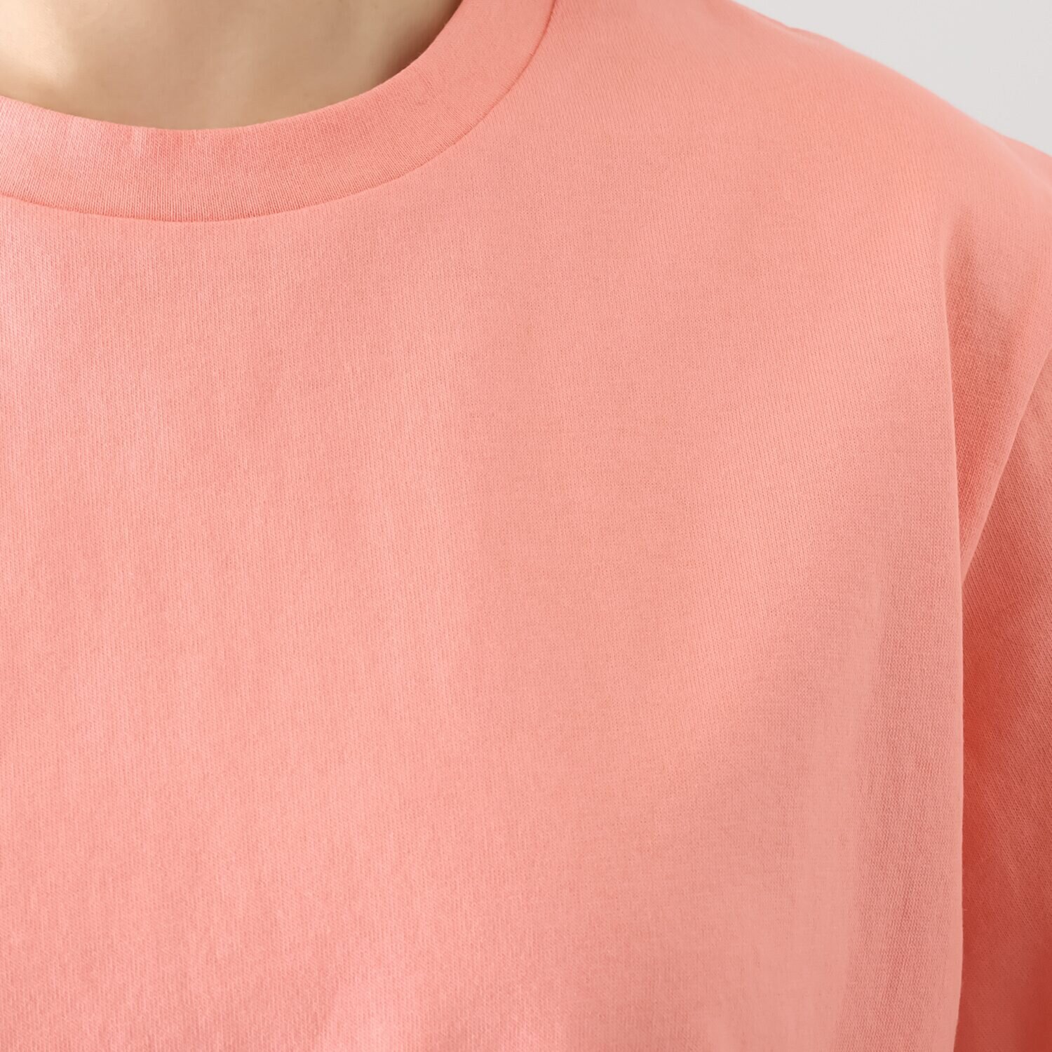 アンブロ コットン１００％ グラフィックプリント プルオーバー