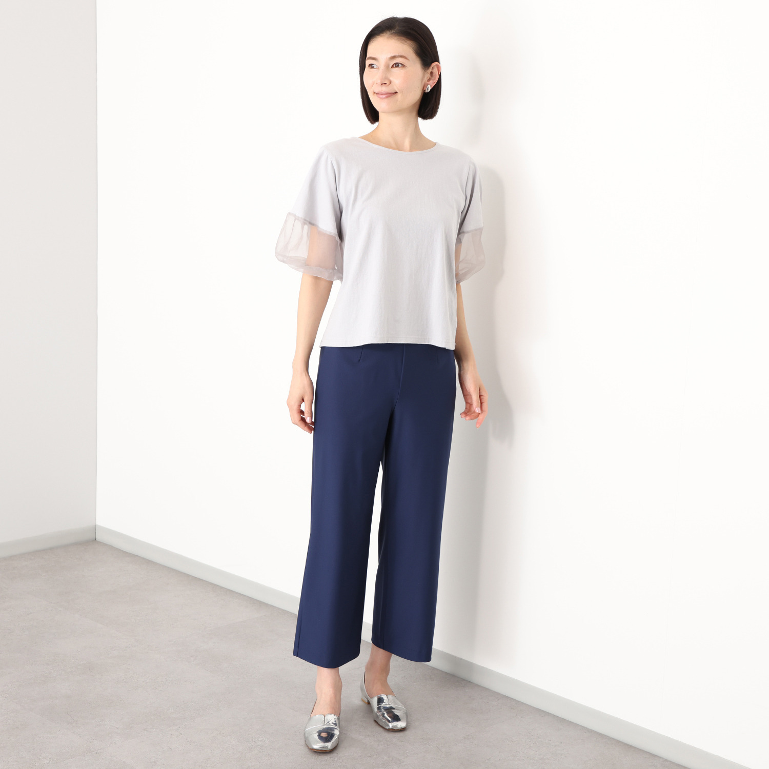 ラ・シュシュ ＵＶカット・接触冷感 吸水速乾 ３Ｄ設計の ダーツ入り セミワイドパンツ