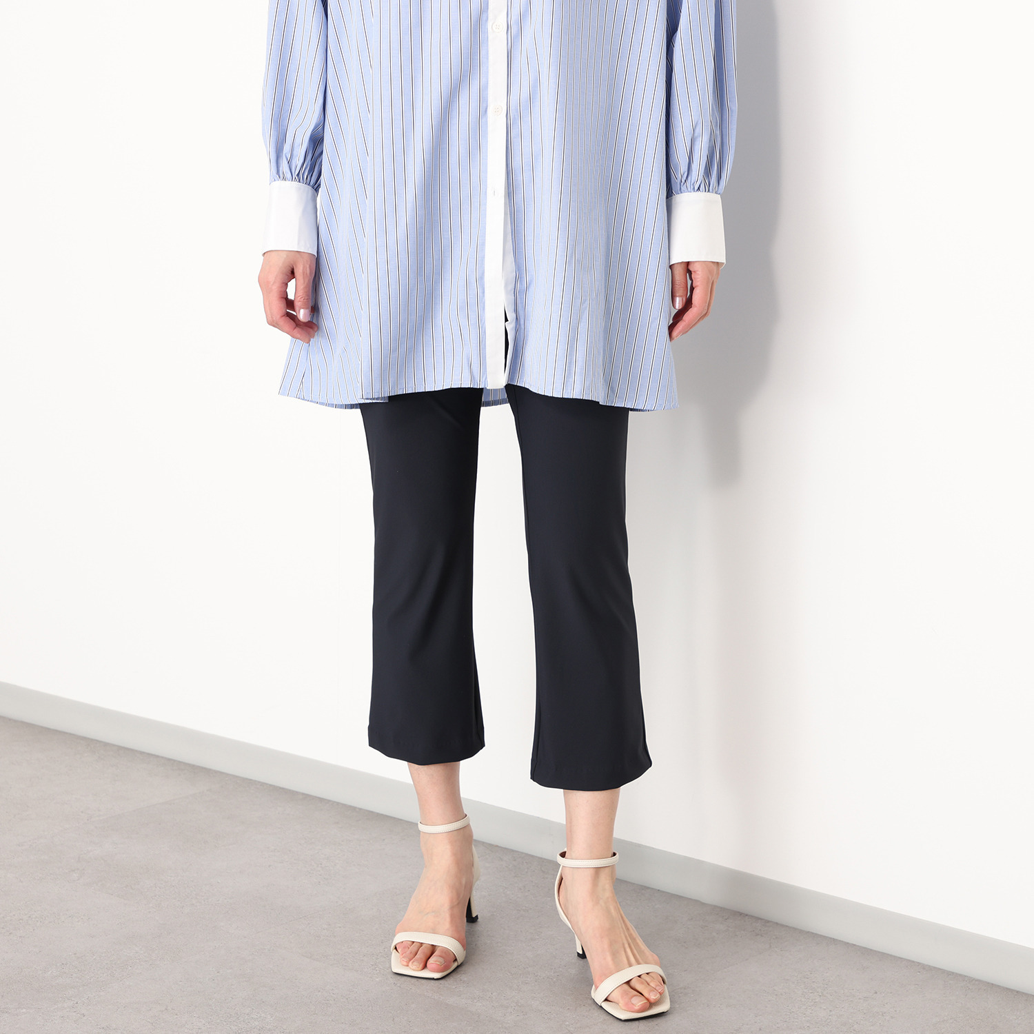 ラ・シュシュ ＵＶカット・接触冷感 はっ水 多機能素材の美脚パンツ ＜股下５８ｃｍ＞