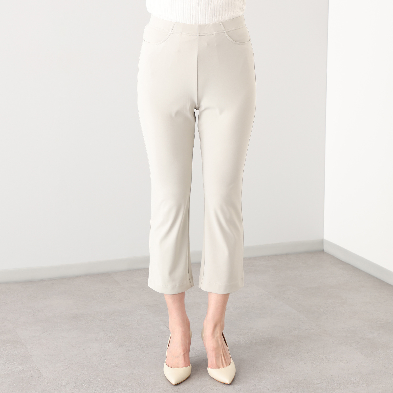 ラ・シュシュ ＵＶカット・接触冷感 はっ水 多機能素材の美脚パンツ ＜股下５８ｃｍ＞