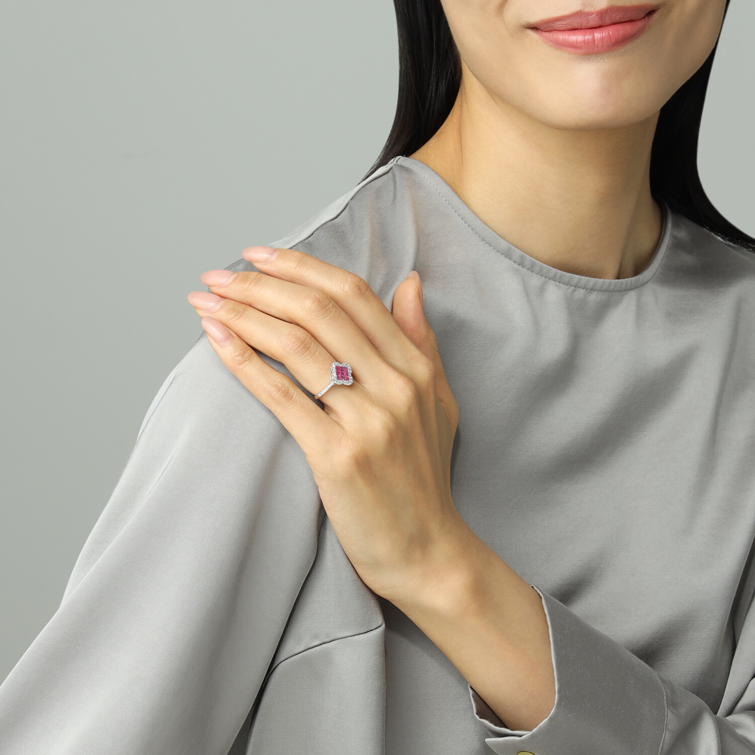 ビジューフルレゾン コローレ プラチナ９００ ダイヤモンド＆ カラーストーン クローバーデザインリング