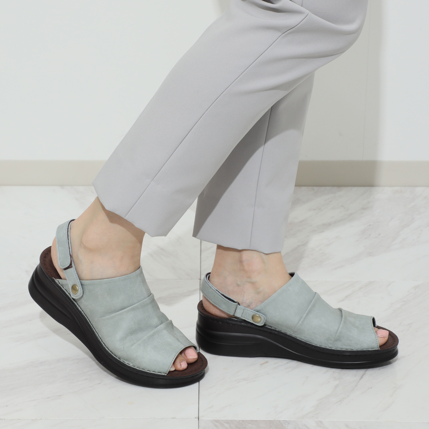 インコルジェ 神戸老舗工場発！ やさしい履き心地の ２ウェイ万能サンダル