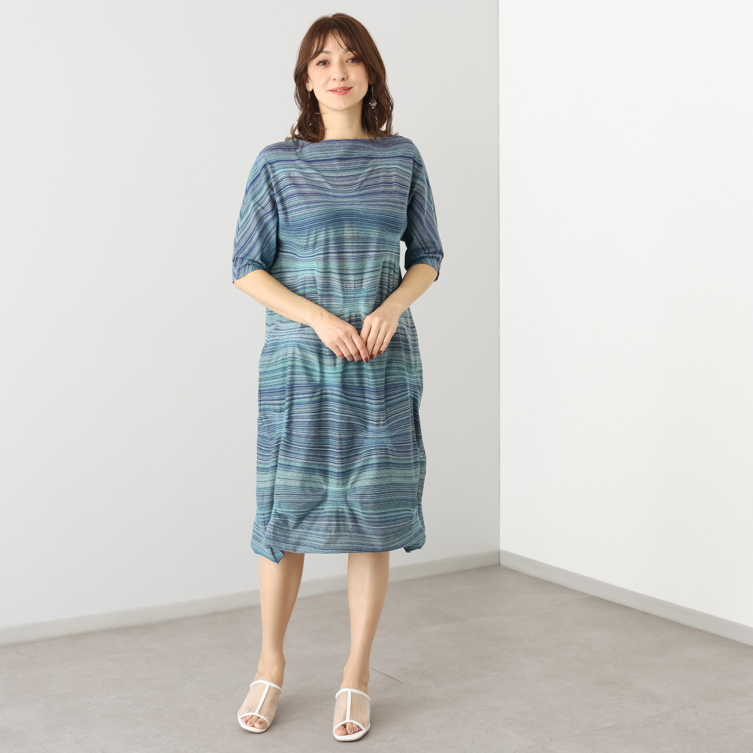 プレセントーア ＵＶカット・静電気防止 日本製　無縫製ジャージー 軽くて動きやすい 表情豊かなテキスタイルの 五分袖ワンピース