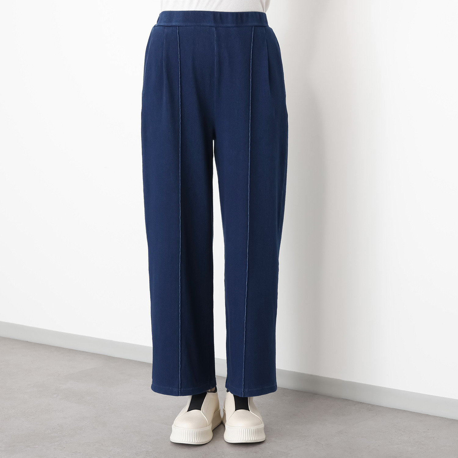 ラフレス コンフォート ワイドパンツ ＜デニム調＞