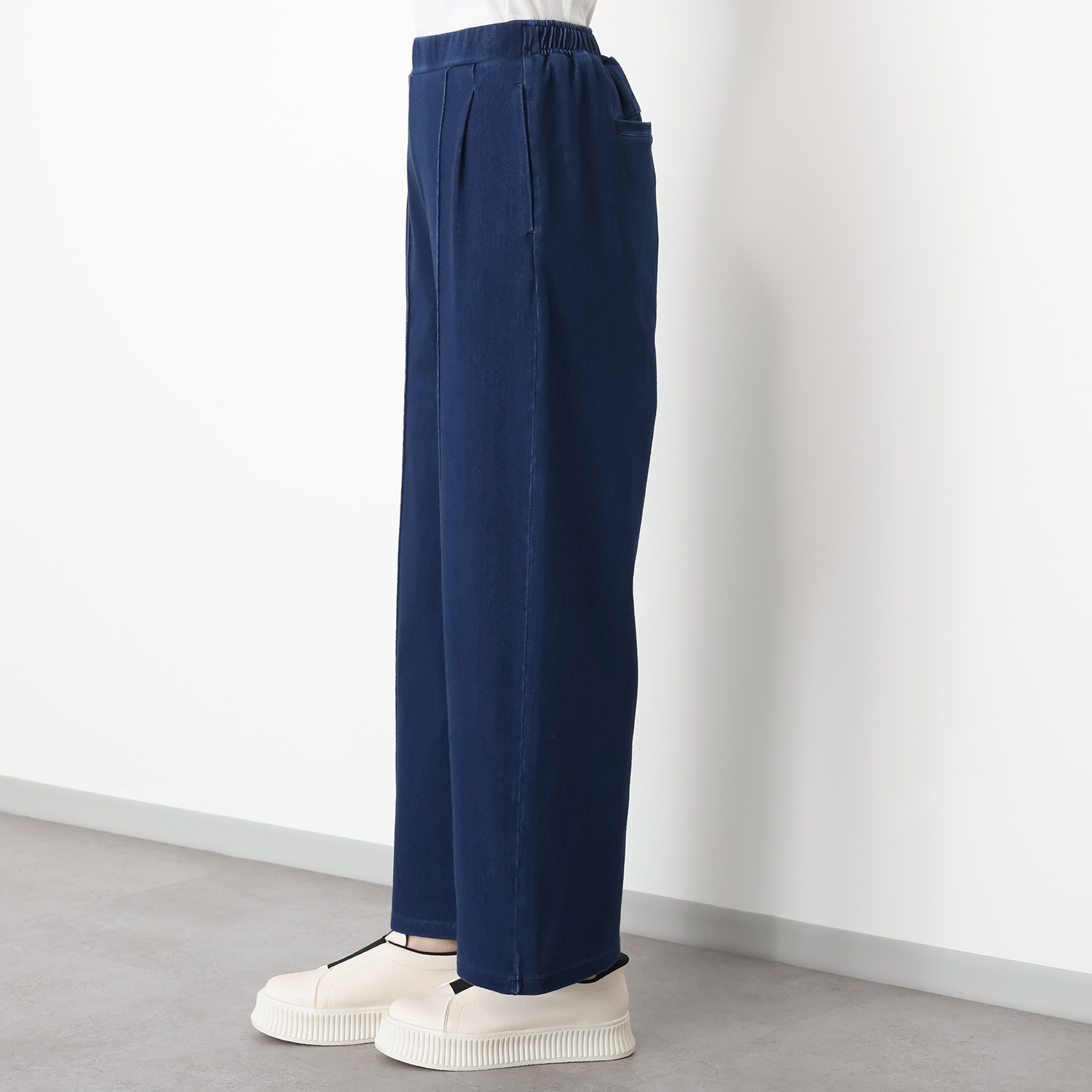 ラフレス コンフォート ワイドパンツ ＜デニム調＞