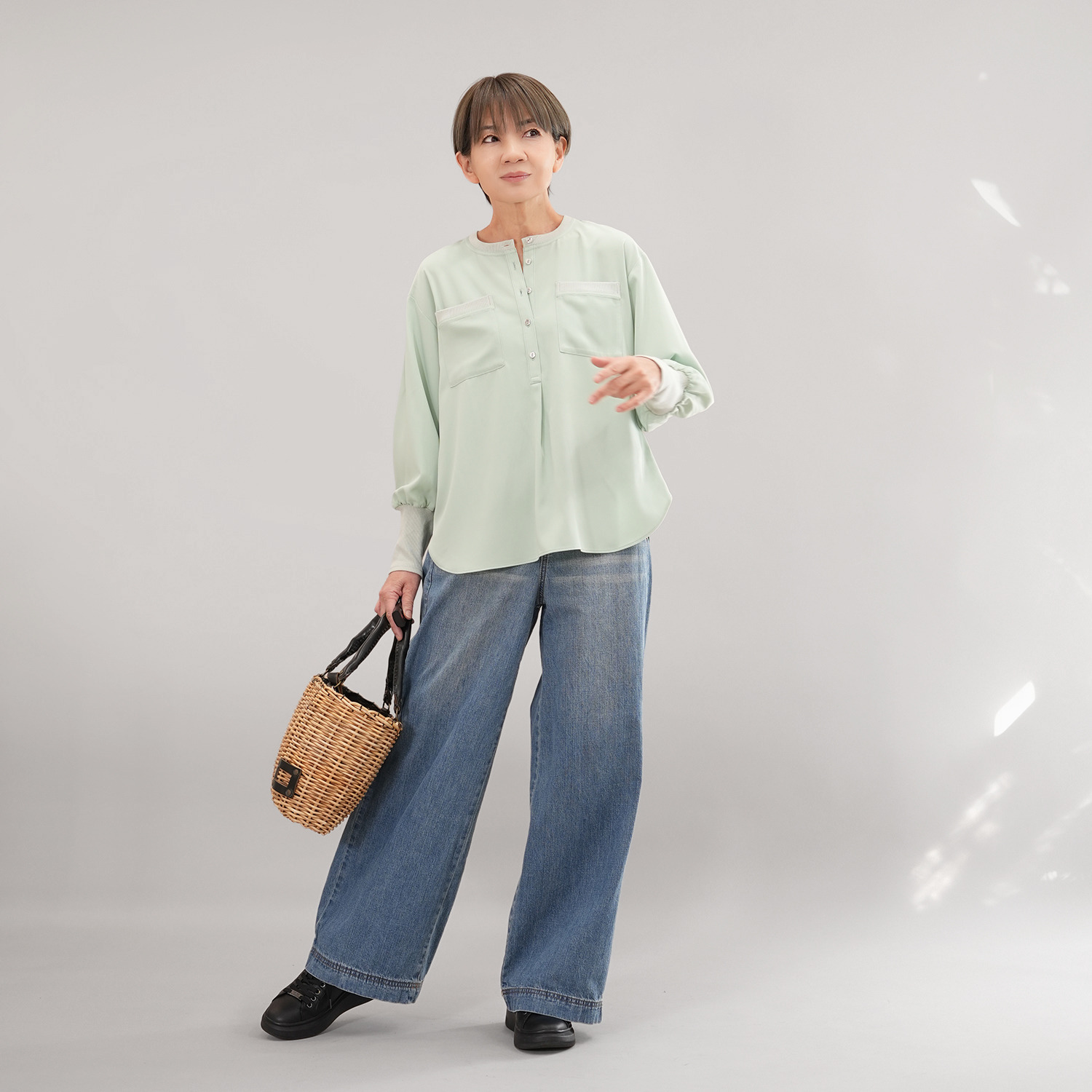 エムズ　スタイル ストレッチデシン 異素材切替 ヘンリーネック プルオーバー