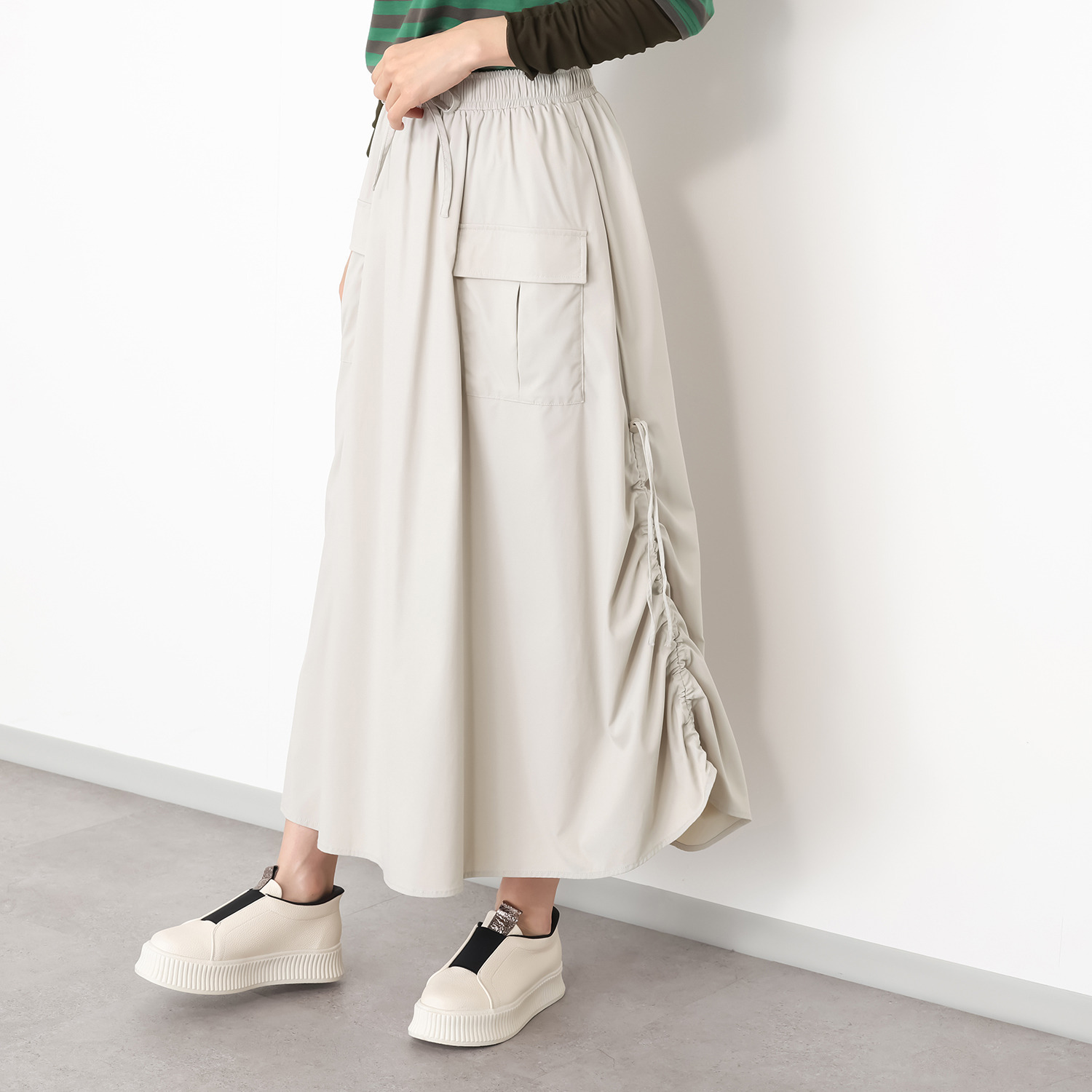 エムズ　スタイル シャドーストライプ カーゴポケットアクセント サイドドロスト フレアースカート