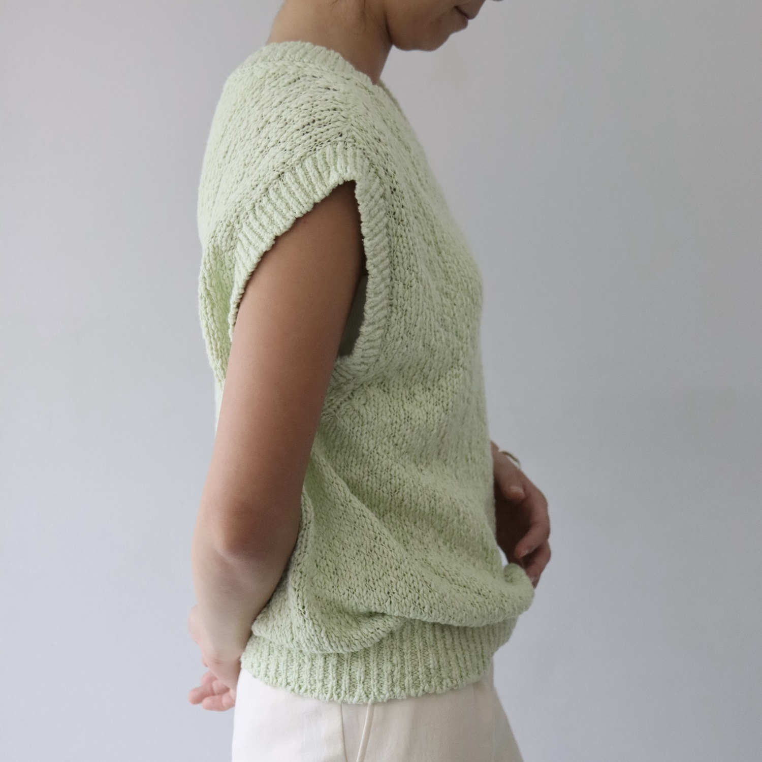 エマキュレイト 日本製 綿１００％ スラブヤーン ホールガーメント ２ウェイ Ｖネックベスト