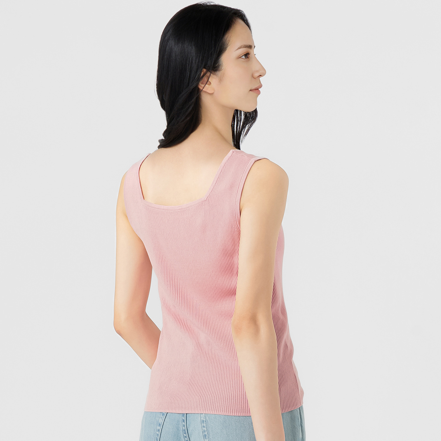 エマキュレイト スクエアネック ２ウェイ タンクトップ