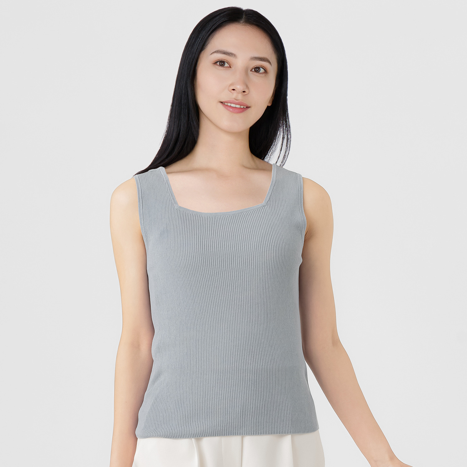 エマキュレイト スクエアネック ２ウェイ タンクトップ