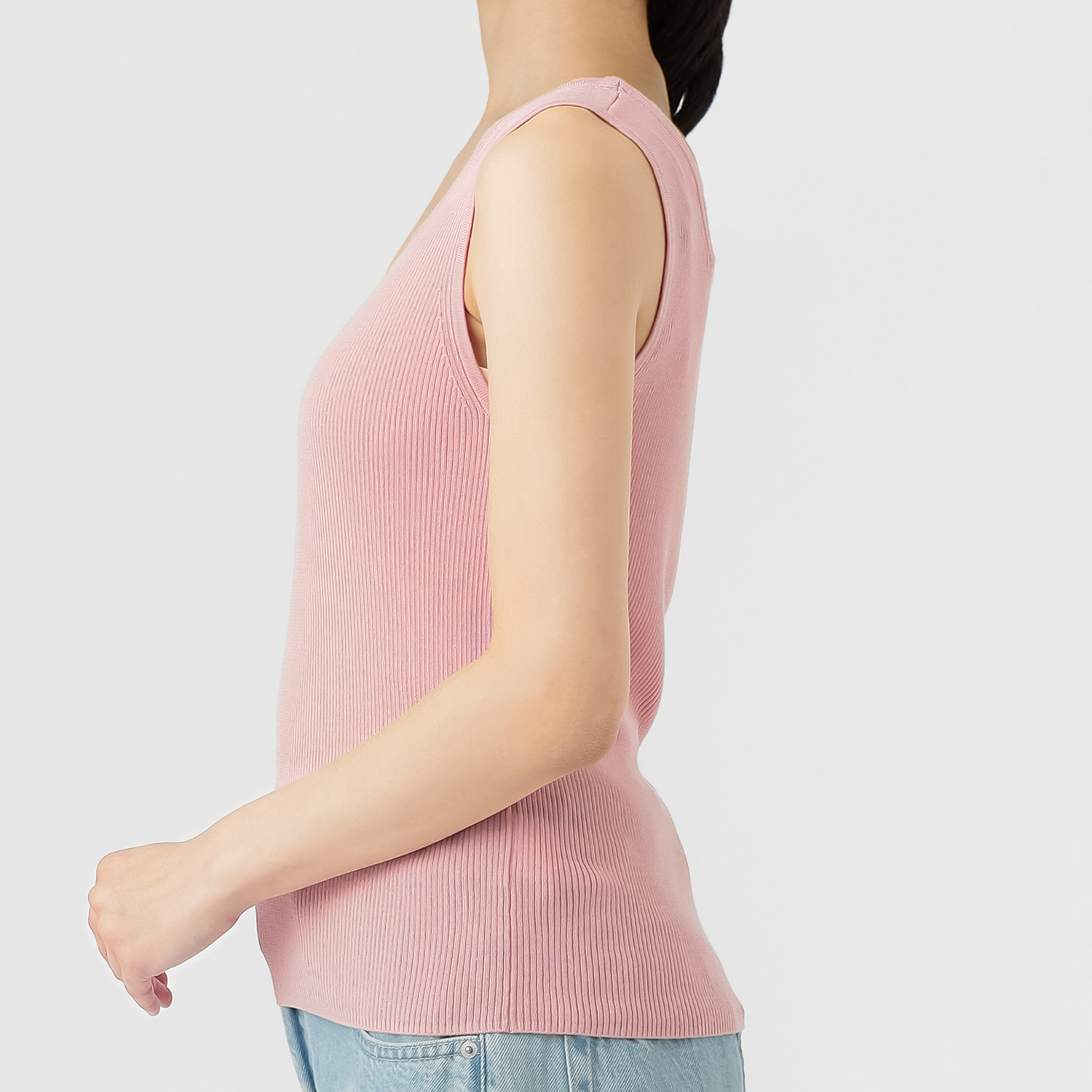 エマキュレイト スクエアネック ２ウェイ タンクトップ