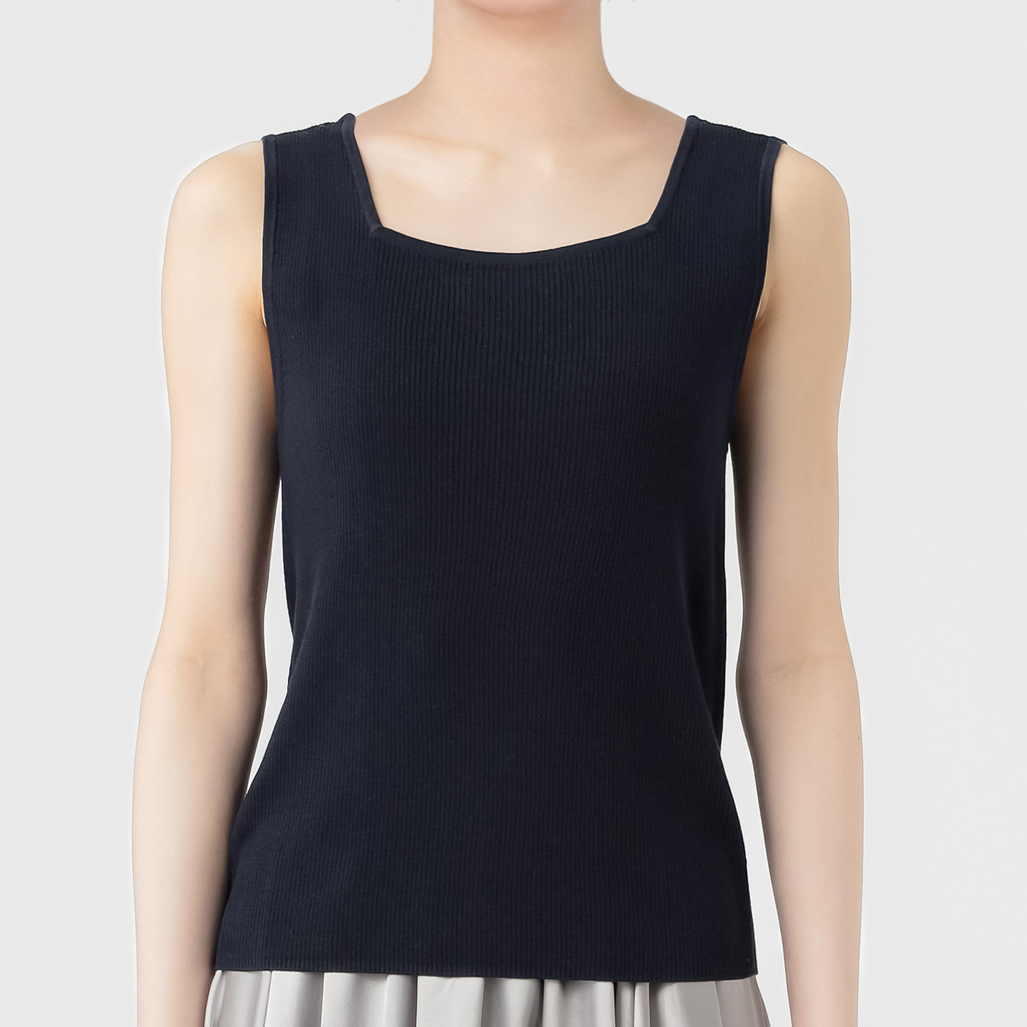 エマキュレイト スクエアネック ２ウェイ タンクトップ