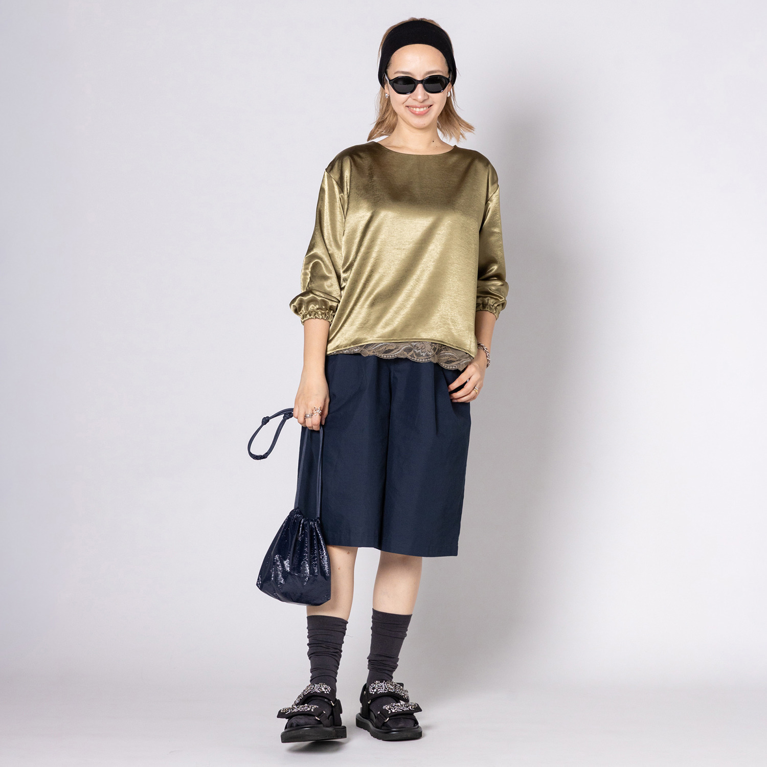 リミナル レースレイヤード サテンブラウス