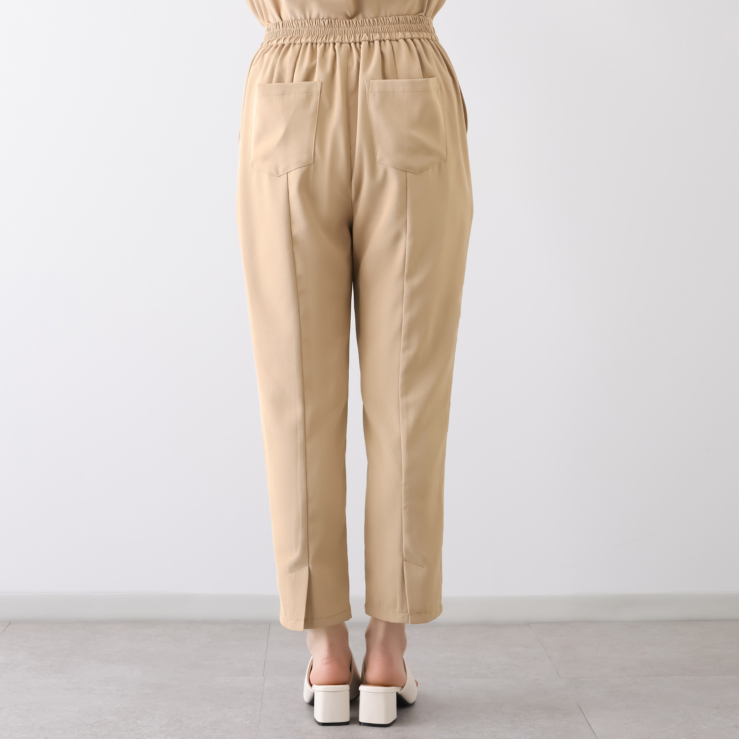 Ｓ３５７プラス 小柄さんのための 上品見え イージー テーパードパンツ