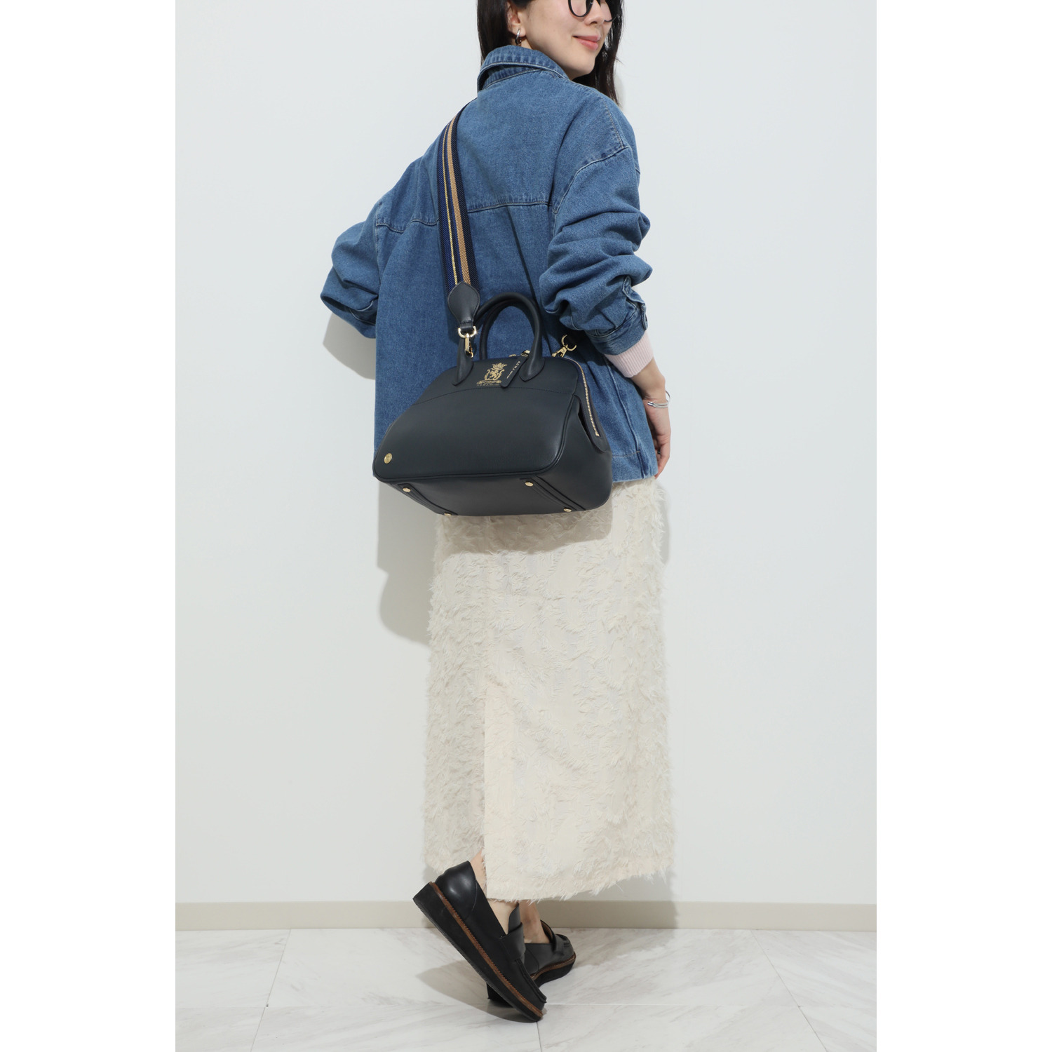 エーディーエムジェイ スパニッシュレザー ２ウェイ ラウンドボストンバッグ