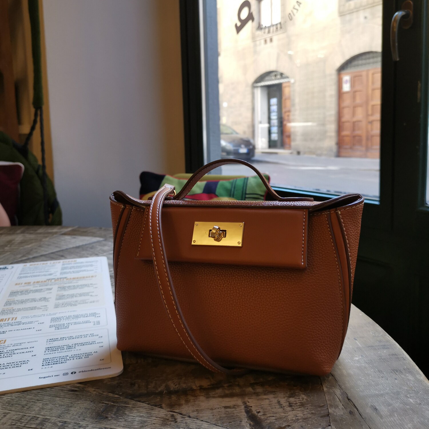 グッシオイタリー ターンロックデザイン ２ウェイミニバッグ