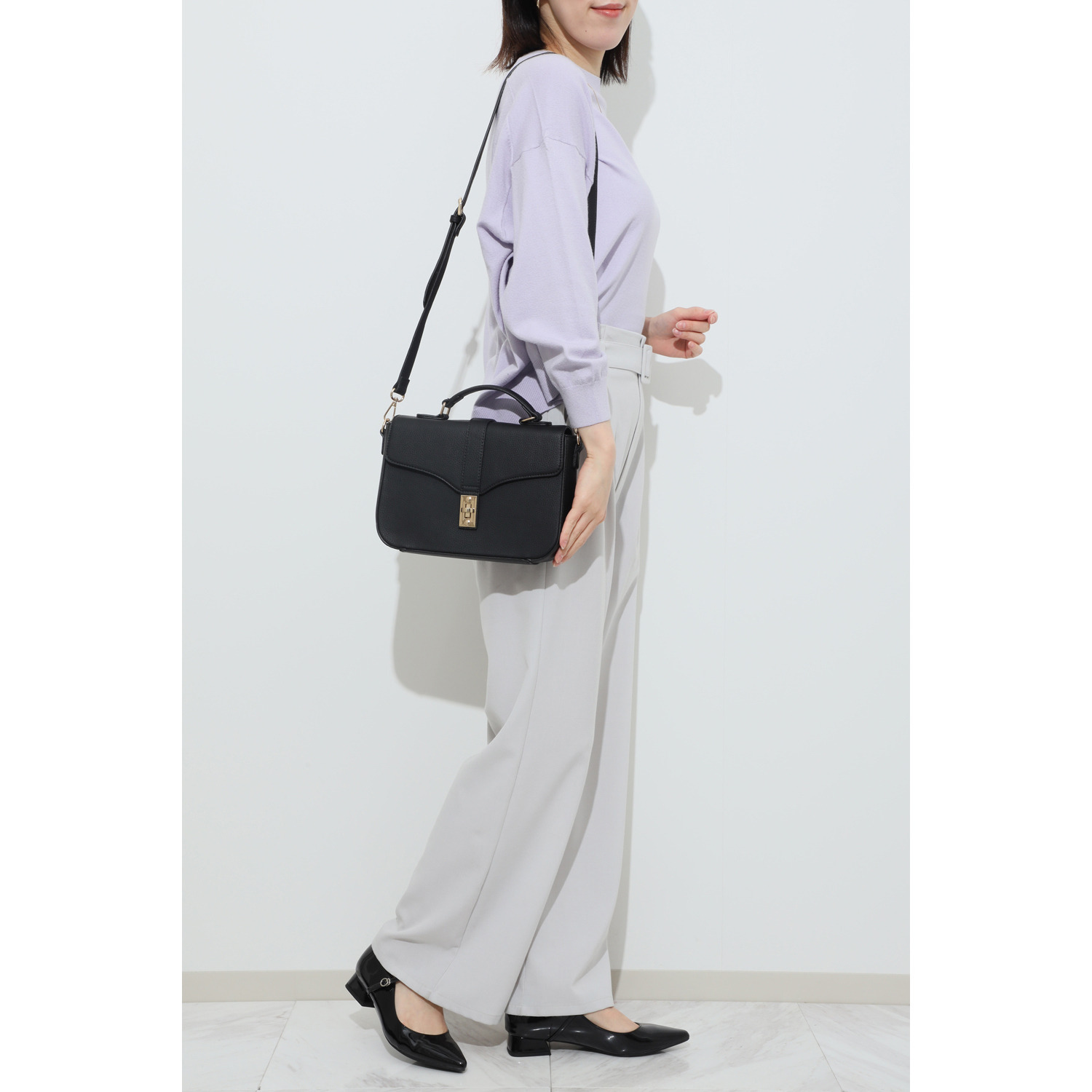 グッシオイタリー 牛革 ターンロックデザイン ２ウェイバッグ