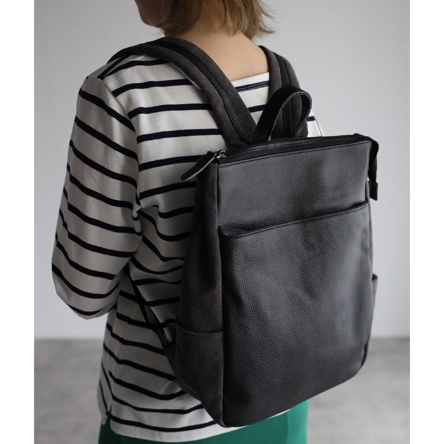 グッシオイタリー 牛革×キャンバス リュック