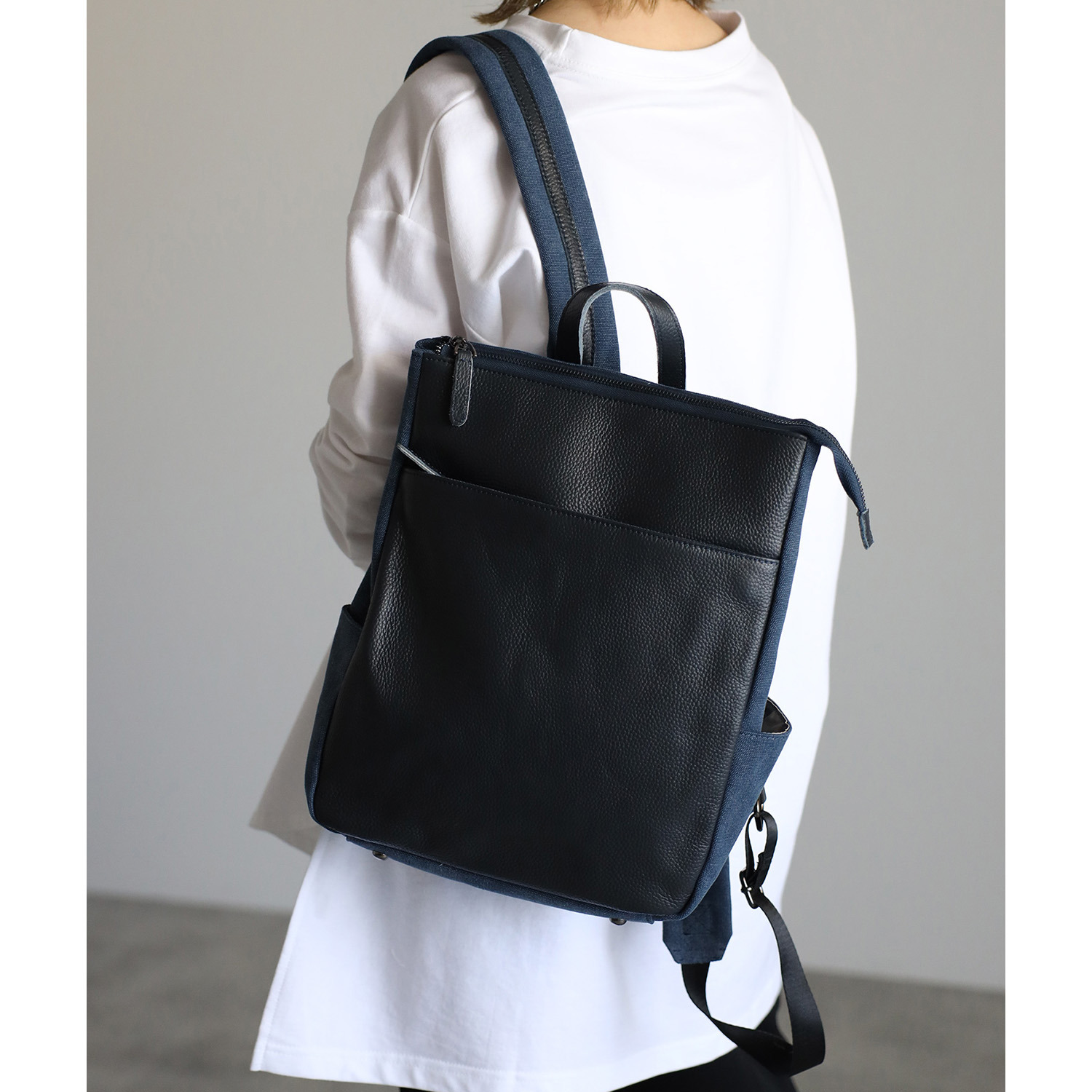 グッシオイタリー 牛革×キャンバス リュック