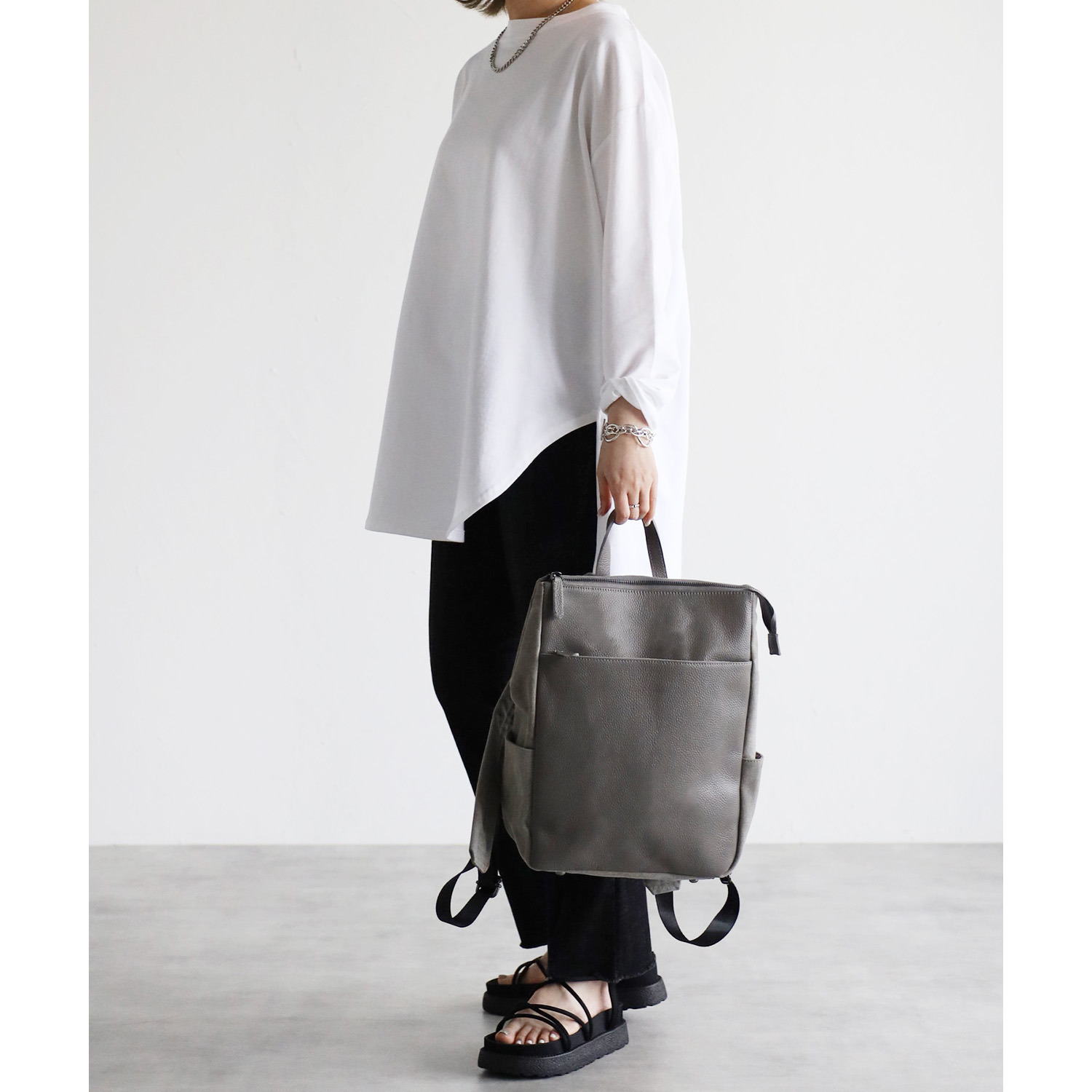 グッシオイタリー 牛革×キャンバス リュック