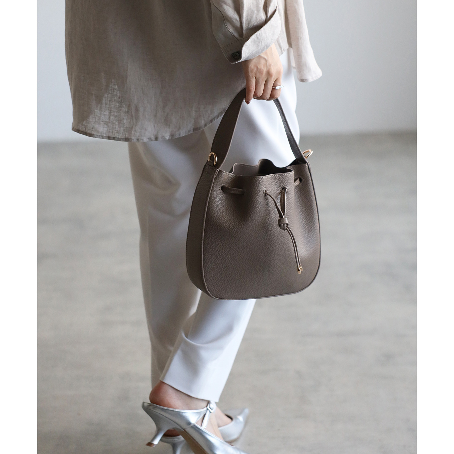 グッシオイタリー ノットリボン ２ウェイ ミニショルダーバッグ