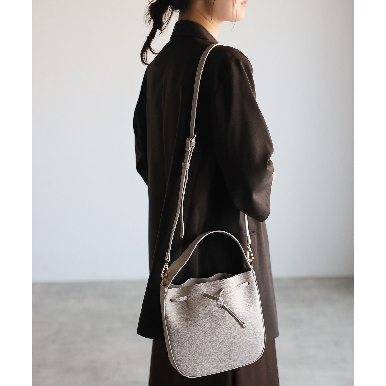 グッシオイタリー ノットリボン ２ウェイ ミニショルダーバッグ