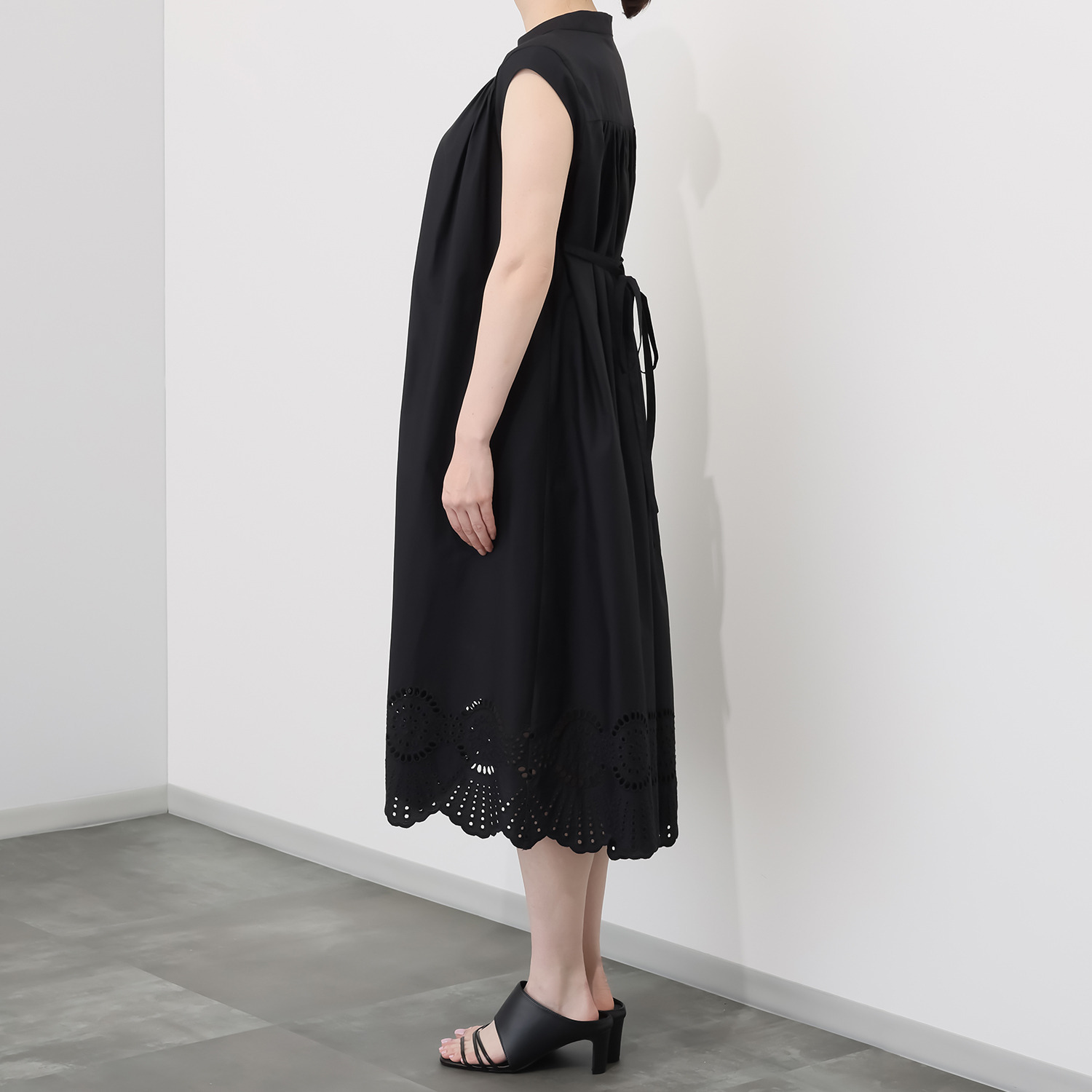 ヘ・エラ お楽しみ袋 セットでうれしい！ カットワークワンピース＆ カラーはお任せ ボレロ