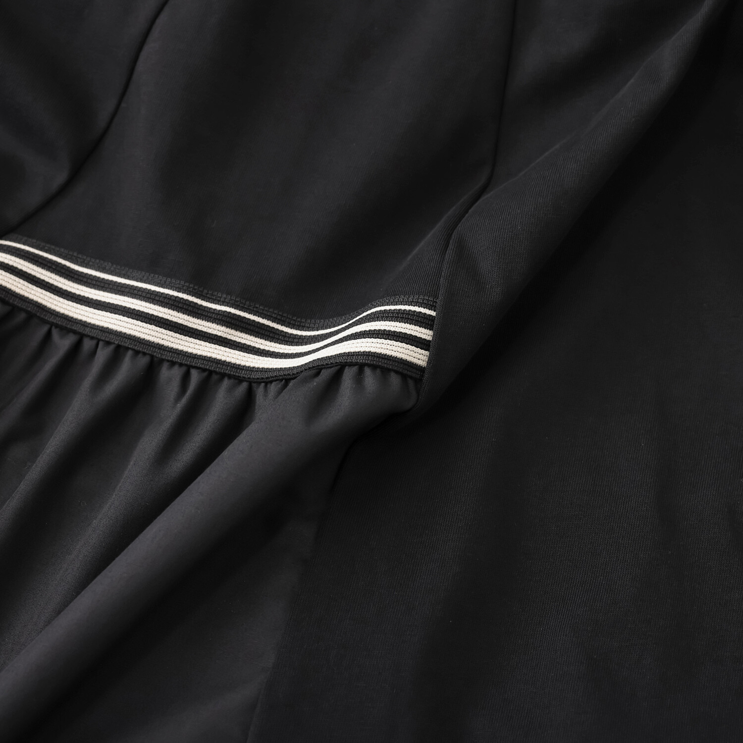 スタイル・ラヴィー 接触冷感 テープ＆ ポケットアクセント ガーリー＆スタイリッシュ ワンピース