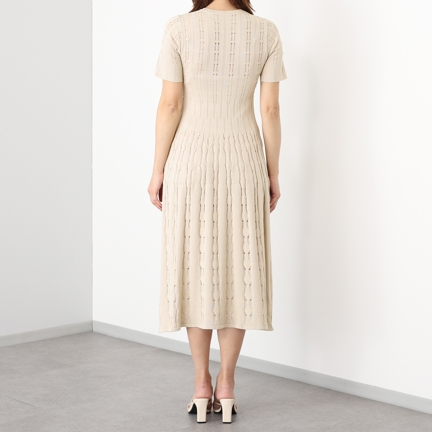 クリス・セリーン インナードレス付 セラミックパール アクセント 立体リブ変化編 ワンピース