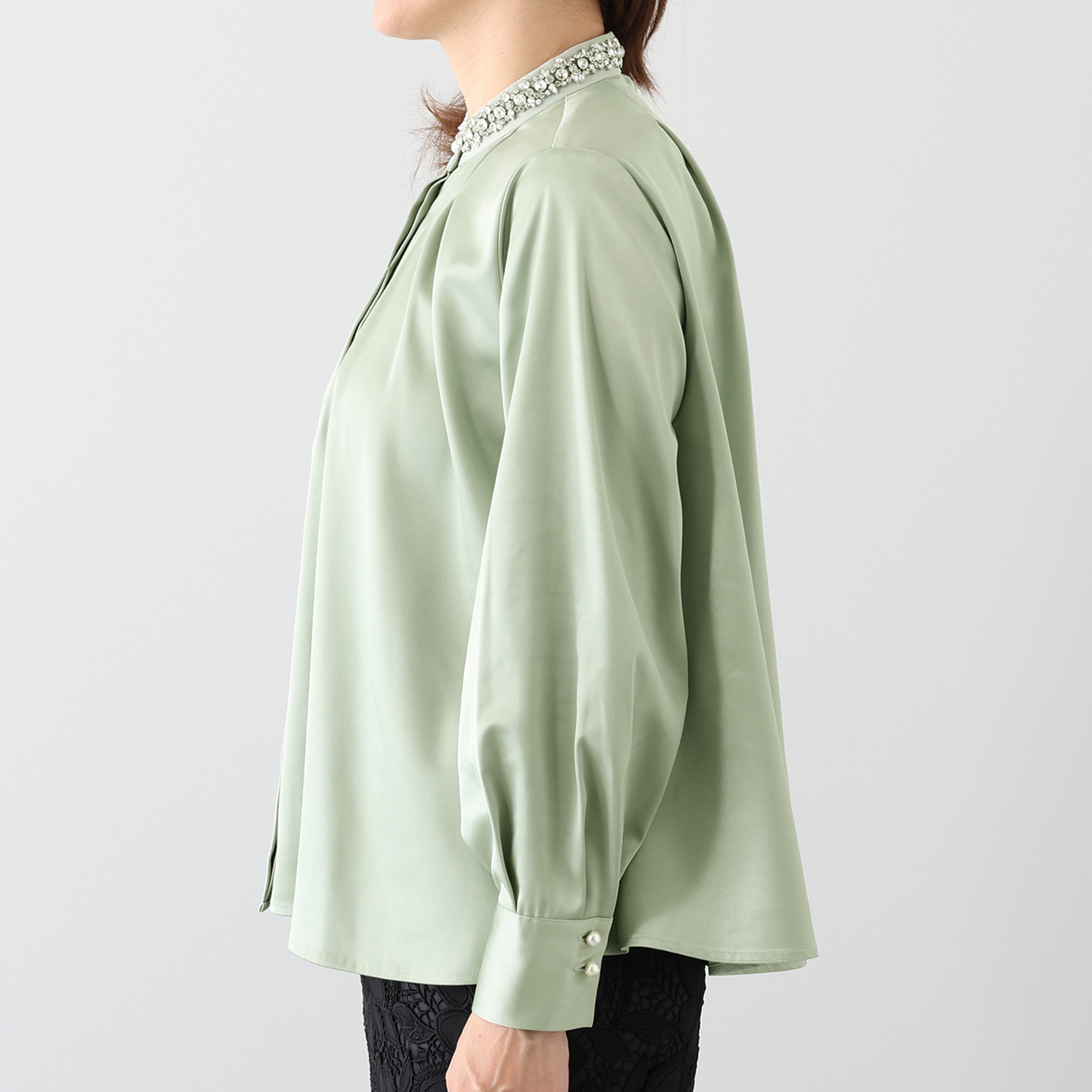 クリス・セリーン イミテーションパール＆ ビジュウアクセント ブラウス