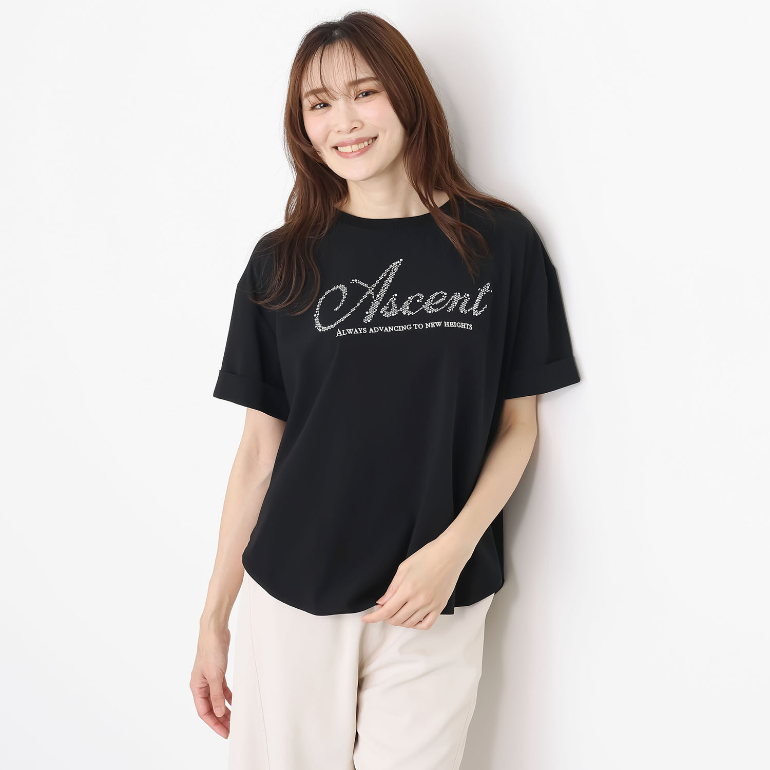 ヘブンアンドアース ＵＶカット・接触冷感 ラインストーン×刺しゅう メッセージＴブラウス