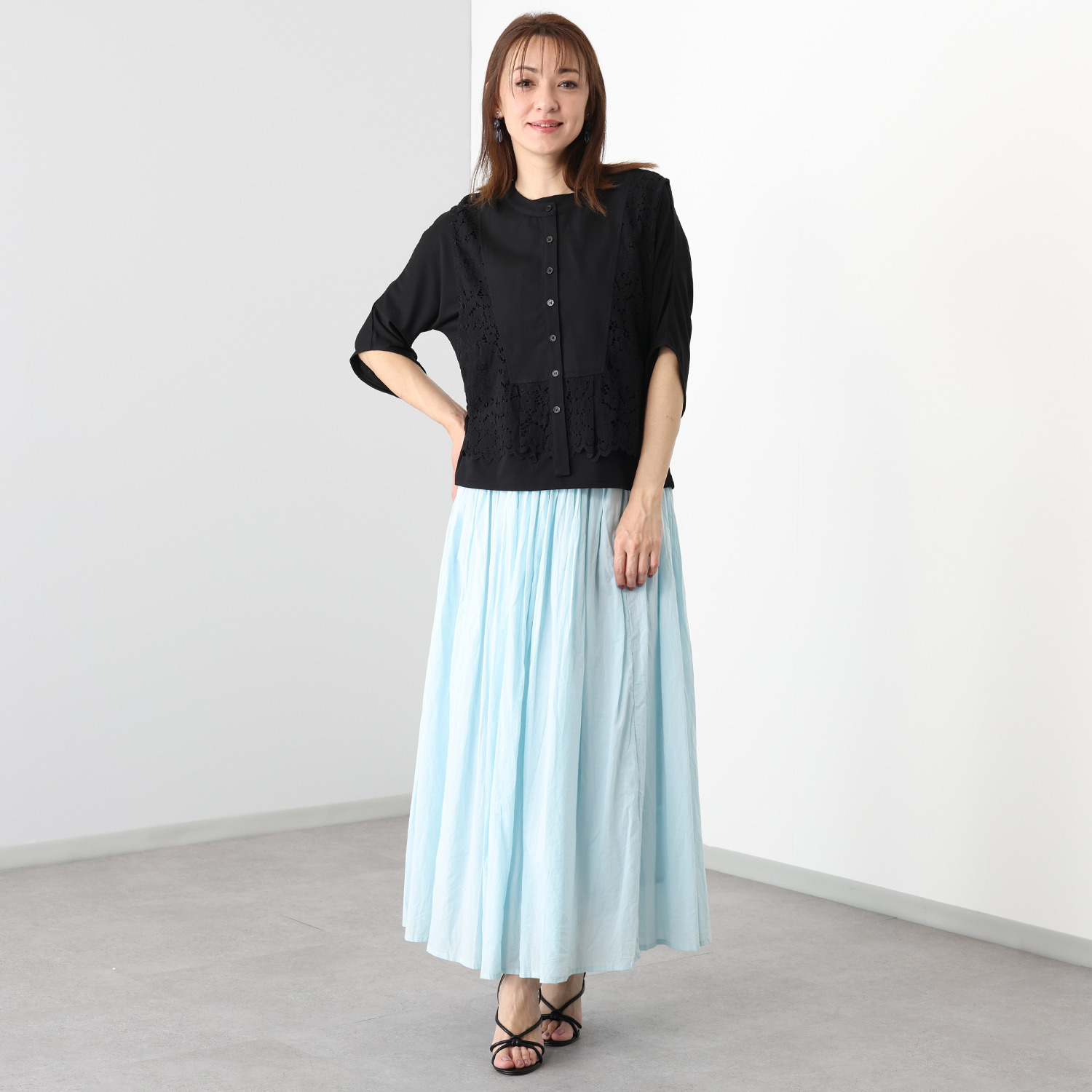 シルバーミントシュガー レース＆フィブリルツイル ブラウス風ベストと ドルマンスリーブ デザインプルオーバー アンサンブル