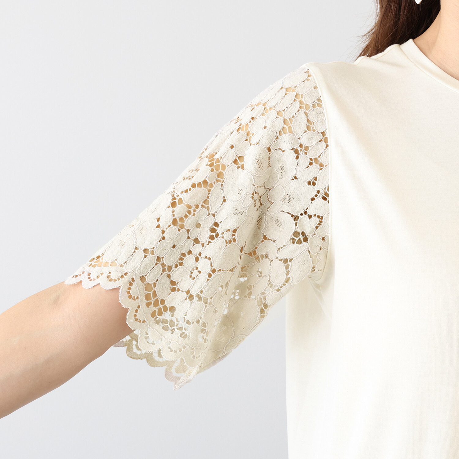 シルバーミントシュガー レース使い半袖 ボックスシルエット プルオーバー