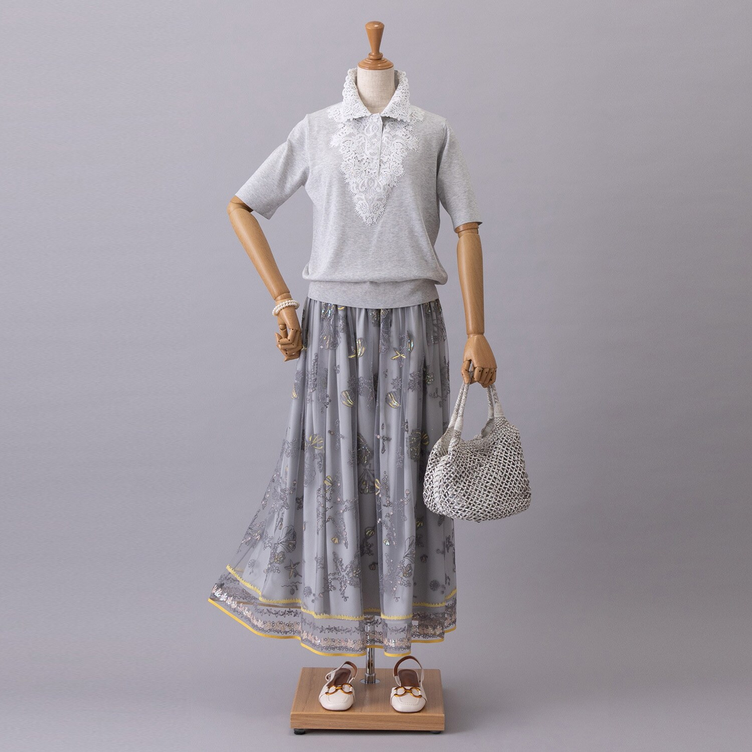 アズイズ　ビーマイセルフ バイ　ネイチャーズ レース使い ポロ襟プルオーバー