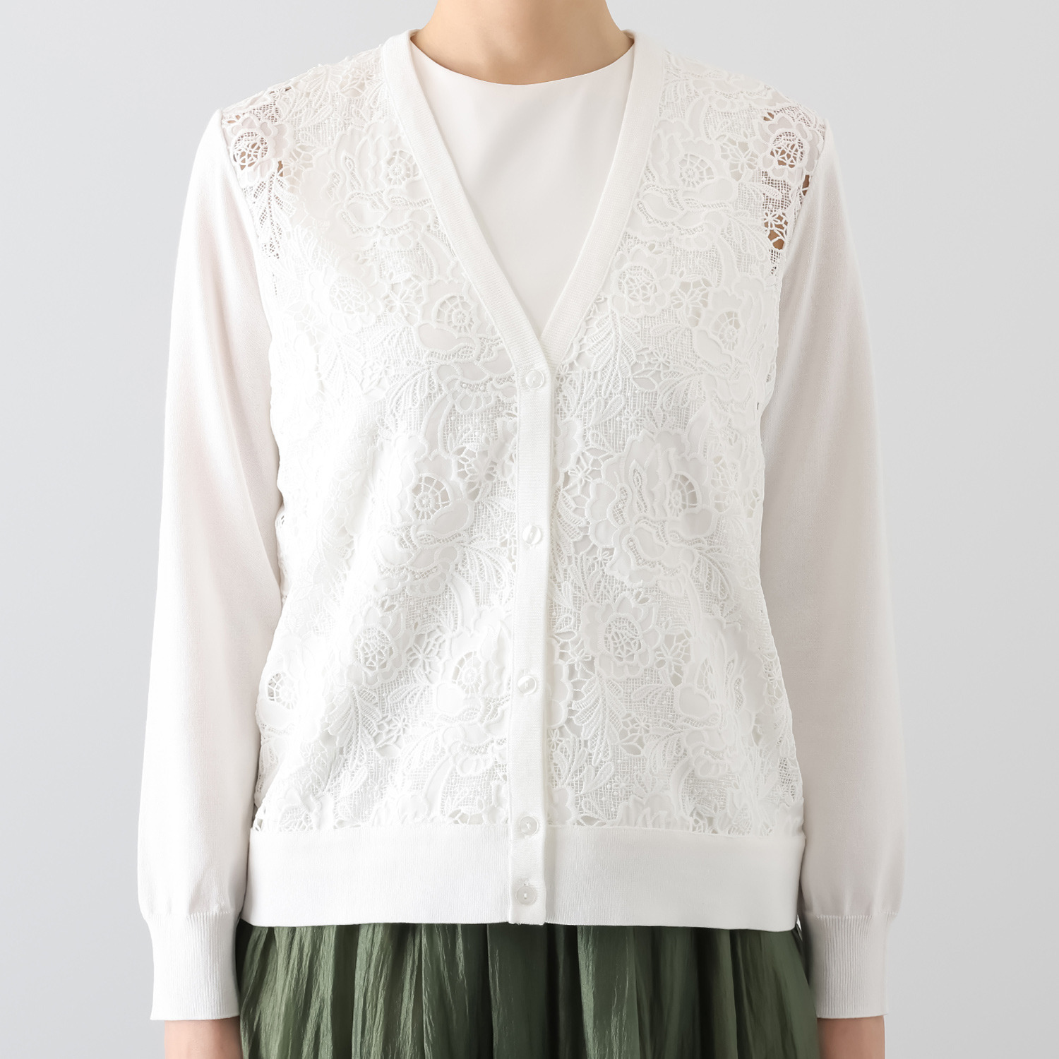 アズイズ　ビーマイセルフ バイ　ネイチャーズ エンブロイダリー レース使い カーディガン