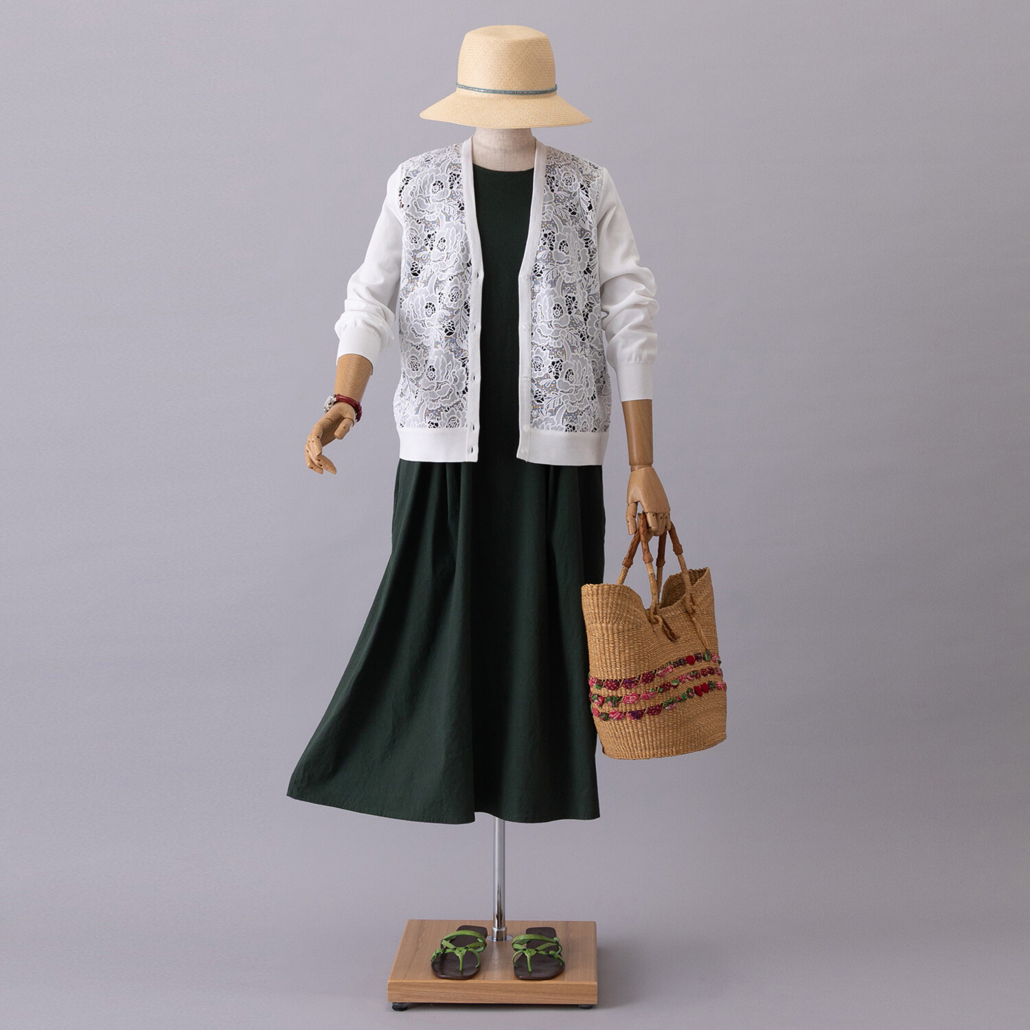 アズイズ　ビーマイセルフ バイ　ネイチャーズ エンブロイダリー レース使い カーディガン